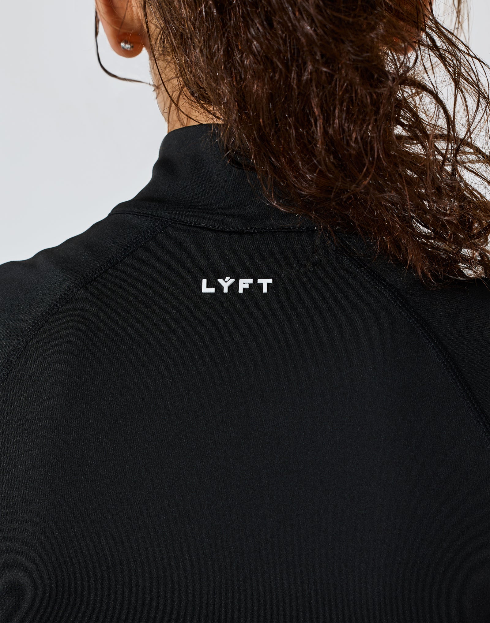 Cropped Slim Fit Short Sleeve Jacket - Black – LÝFT