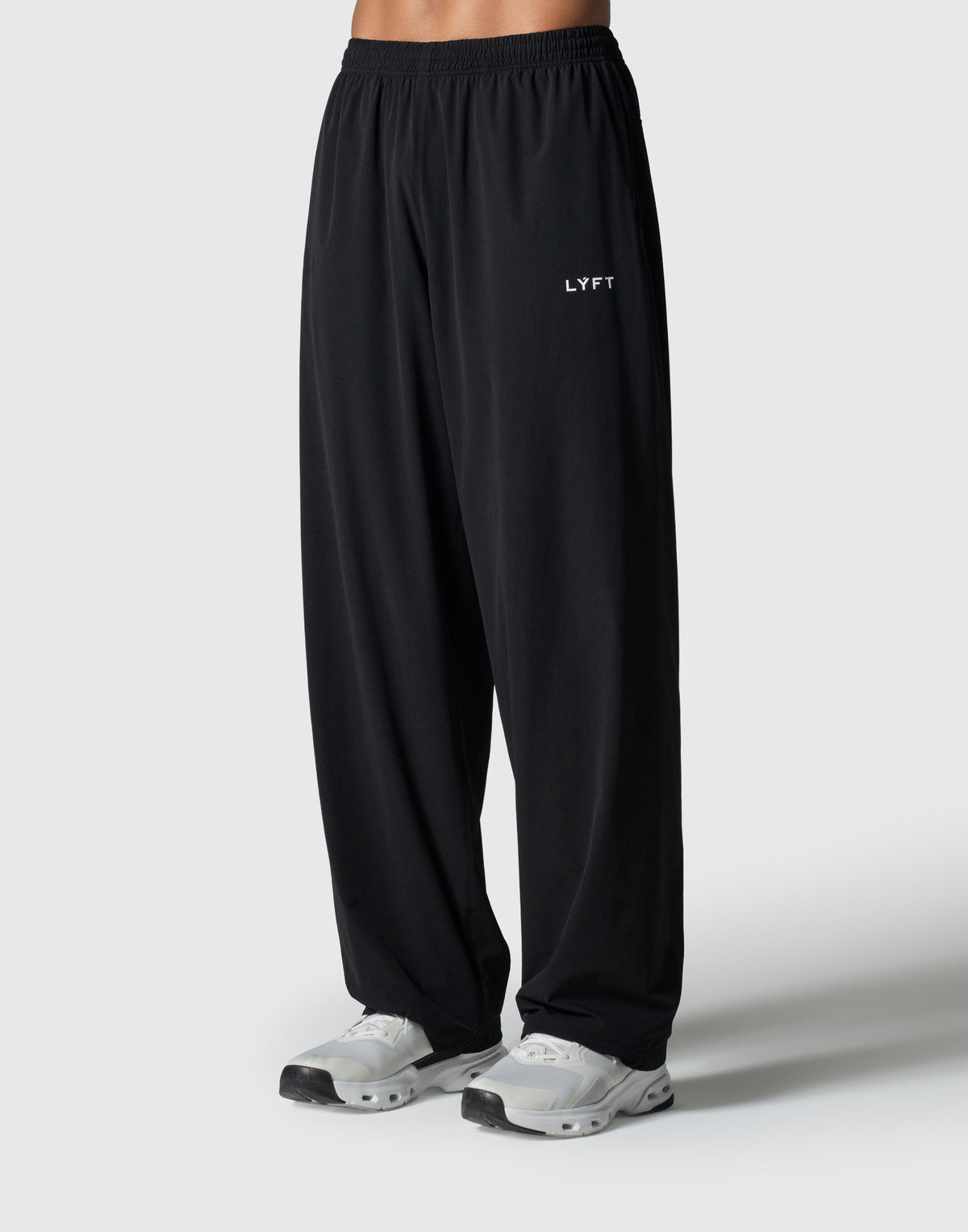 TEAM LÝFT Logo Nylon Pants - Black
