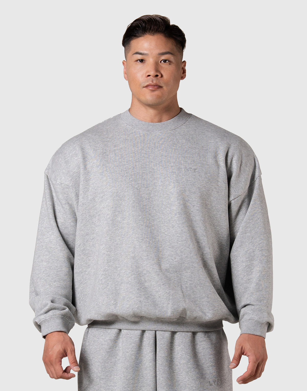 LÝFT リフト トレーナー バックプリント チャコールグレー LÝFT Official Store - (リフト公式オンラインストア)