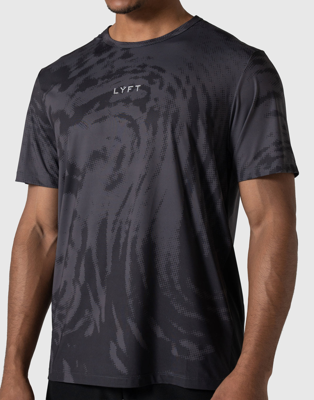 Wave Pattern Graphic Stretch T-Shirt - Black