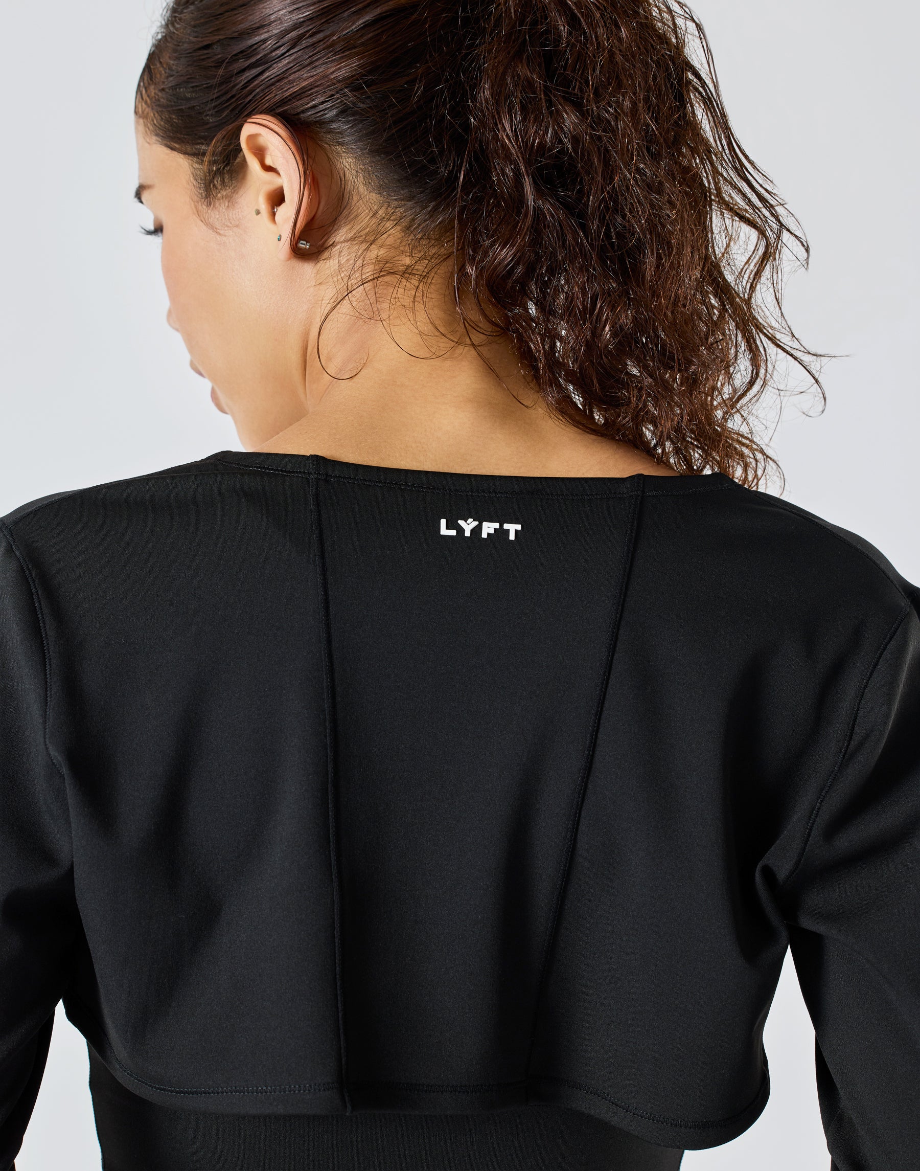 Soft Compression Shrug - Black – LÝFT