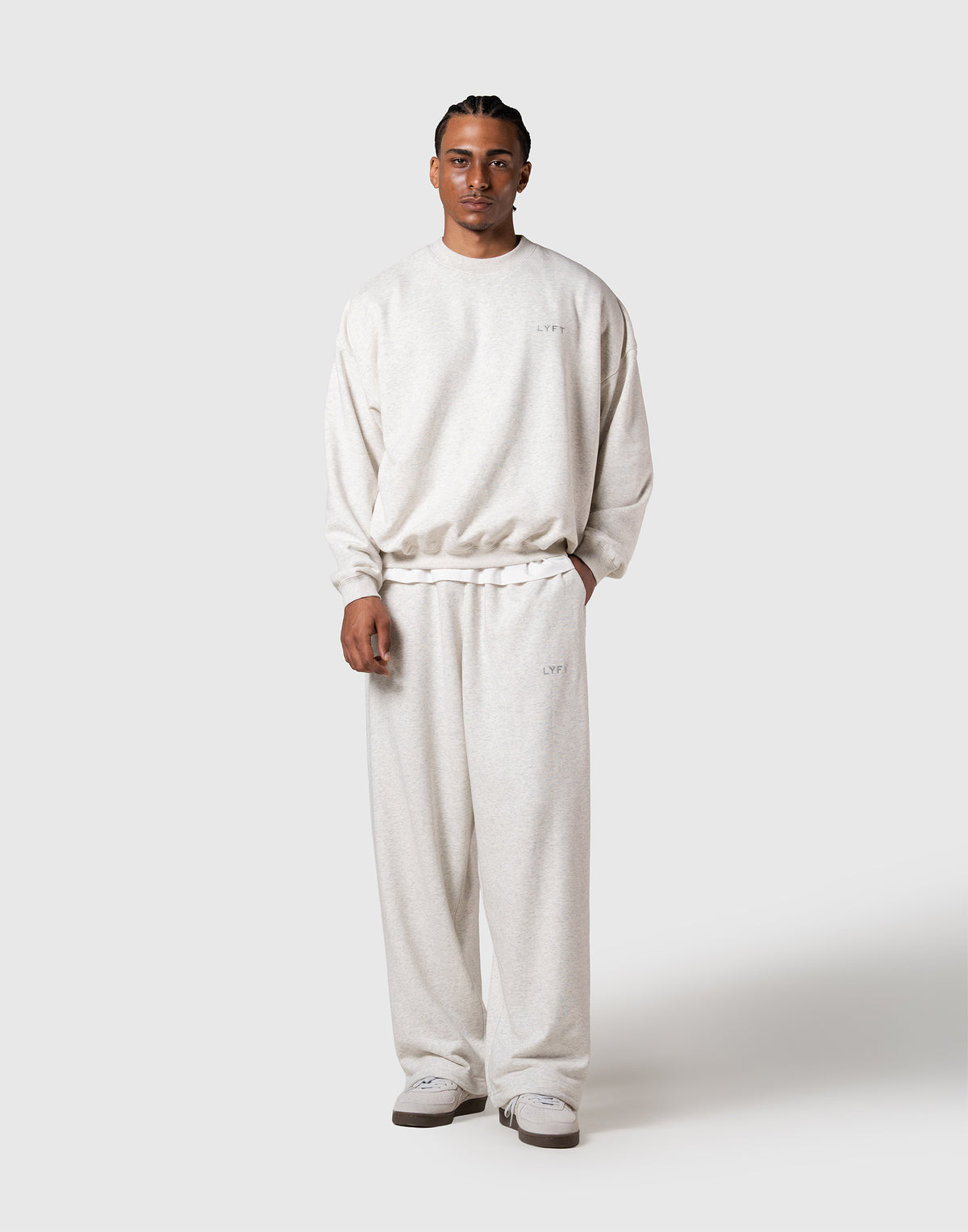 One Point LÝFT Logo Crewneck Sweat - Ivory