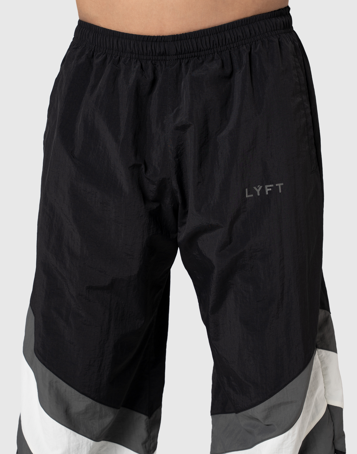 V-Form Wide Track Pants V.2 - Black
