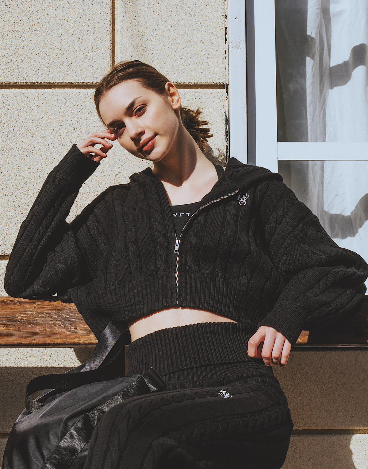 Cropped Cable Knit Hoodie - Black