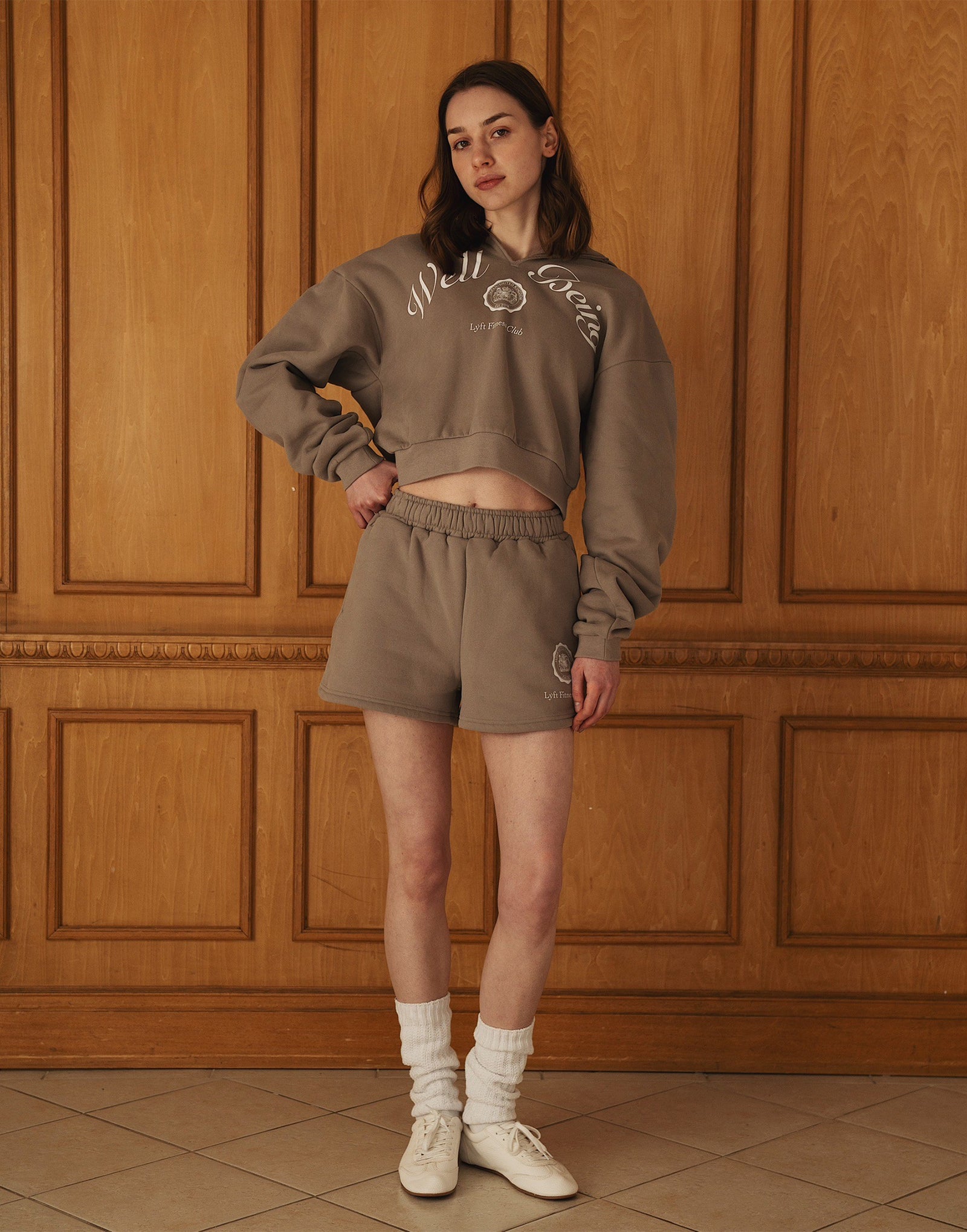 LÝFT Fitness Club Design Shorts - Beige