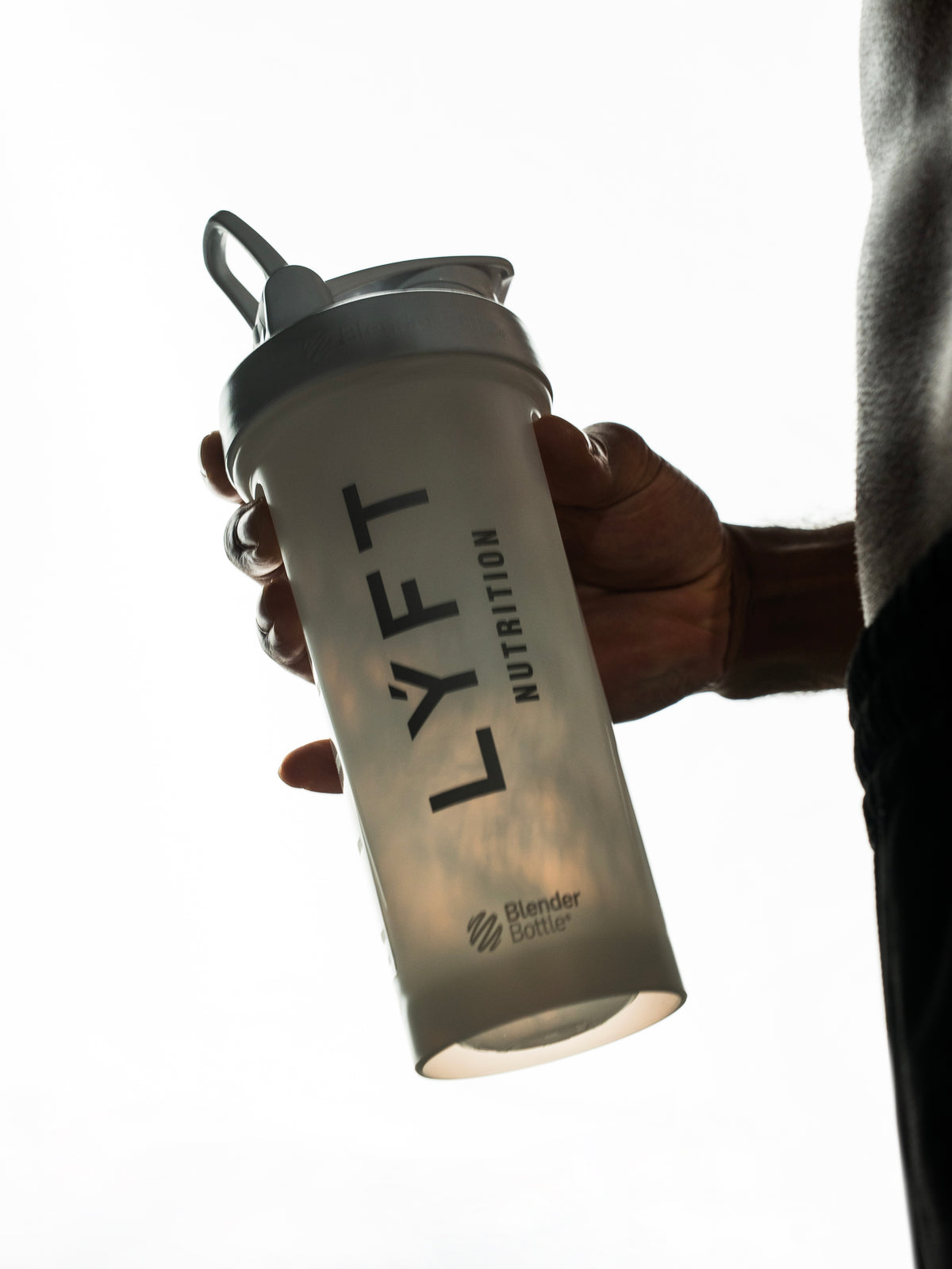 LÝFT × BlenderBottle Classic V2 28oz - White