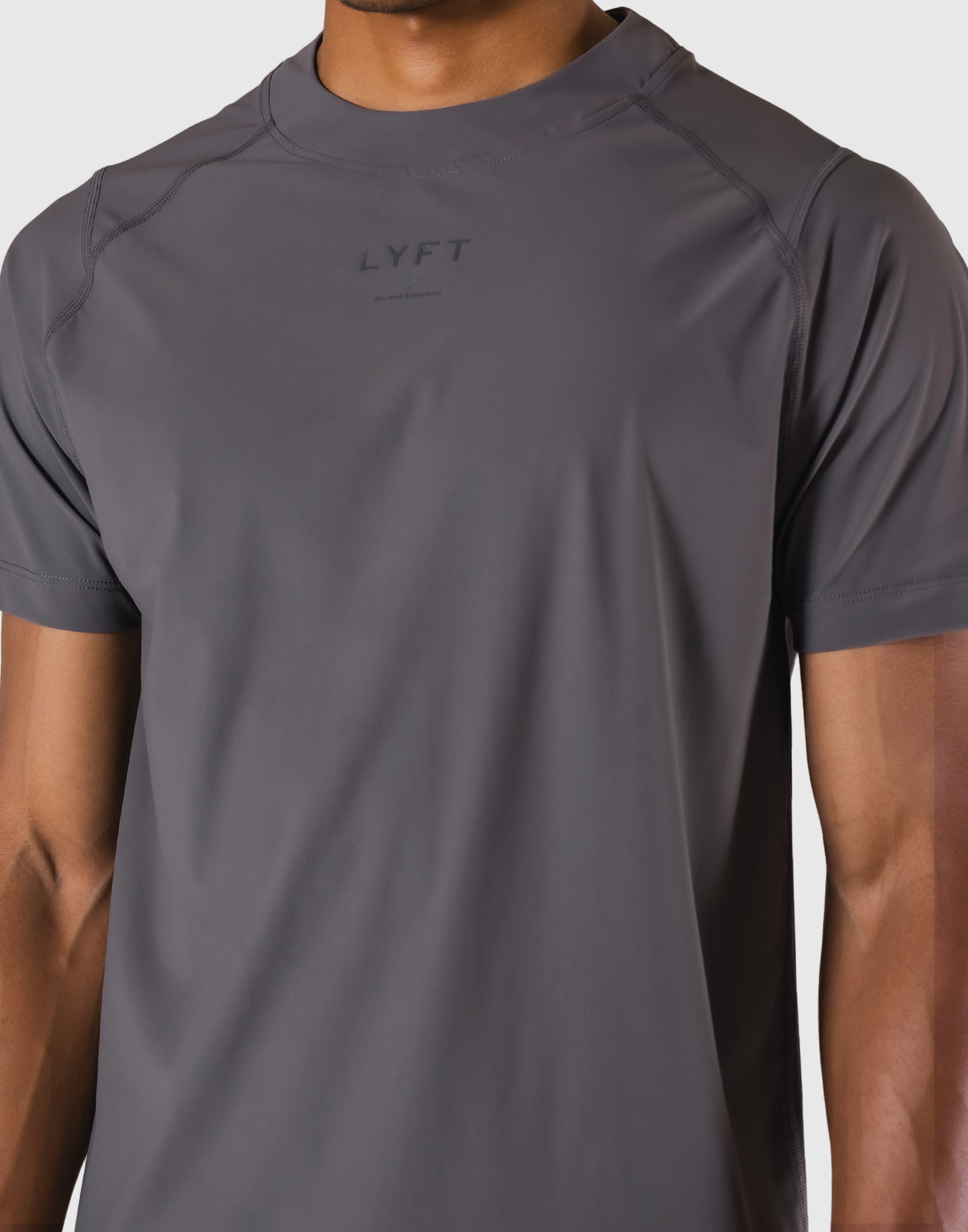 LYFT Tシャツ ダークグレー Mサイズ 【完売品】 Back Mesh Stretch Slim T-Shirt - D.Grey – LÝFT