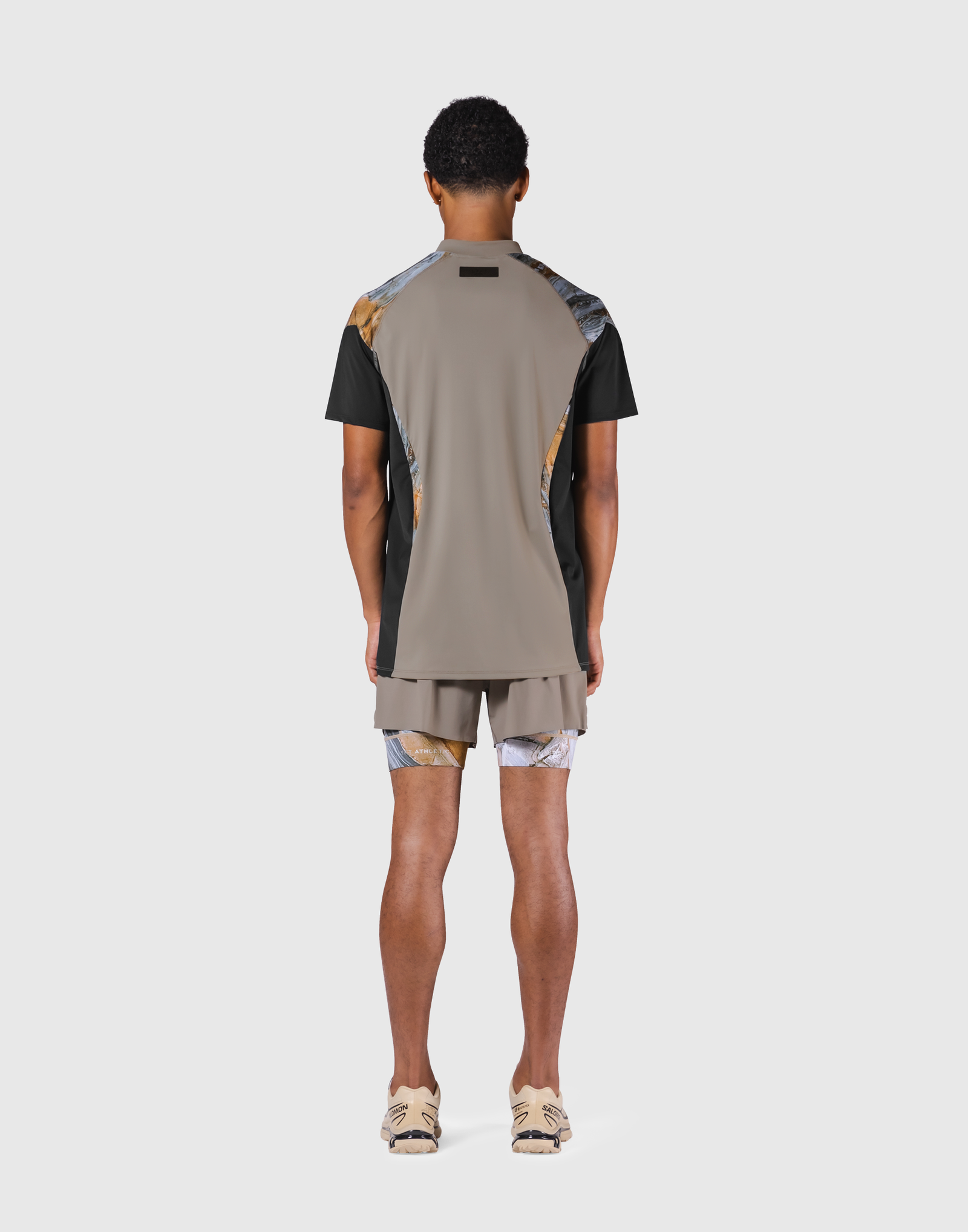 Shoulder Pattern Half Zip Stretch T-Shirt - Beige – LÝFT