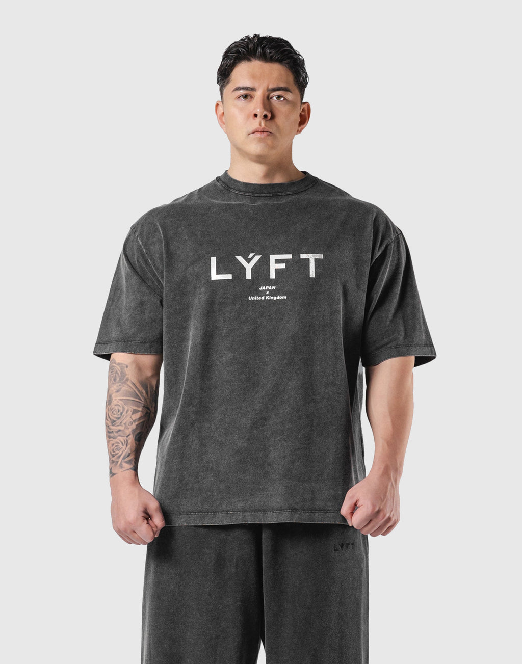 LYFT VINTAGE BIG T-SHIRT - BLACK Mサイズ LÝFT Vintage Logo Big T-Shirt - Black