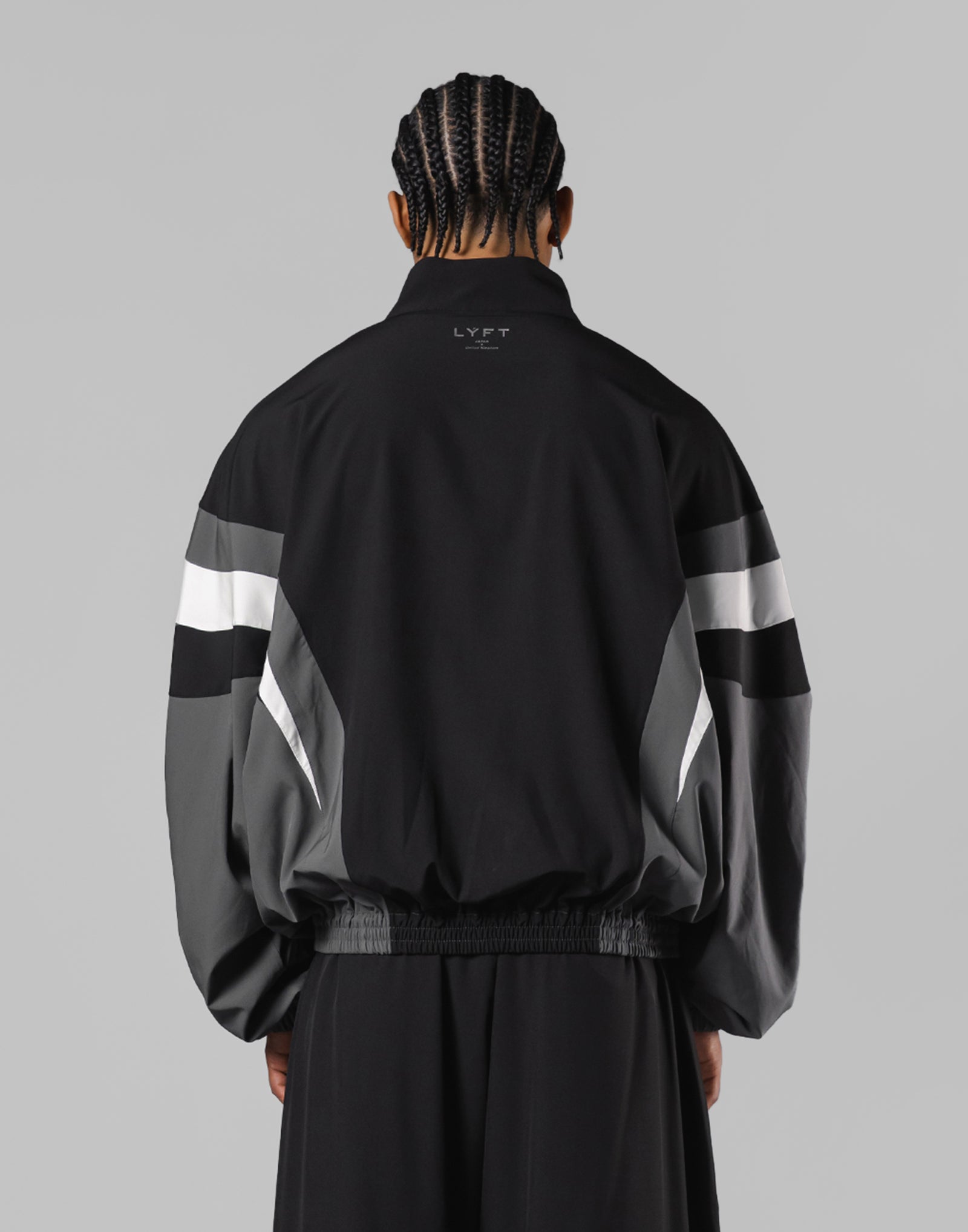2Line Oversize Track Jacket V.2 - Black – LÝFT