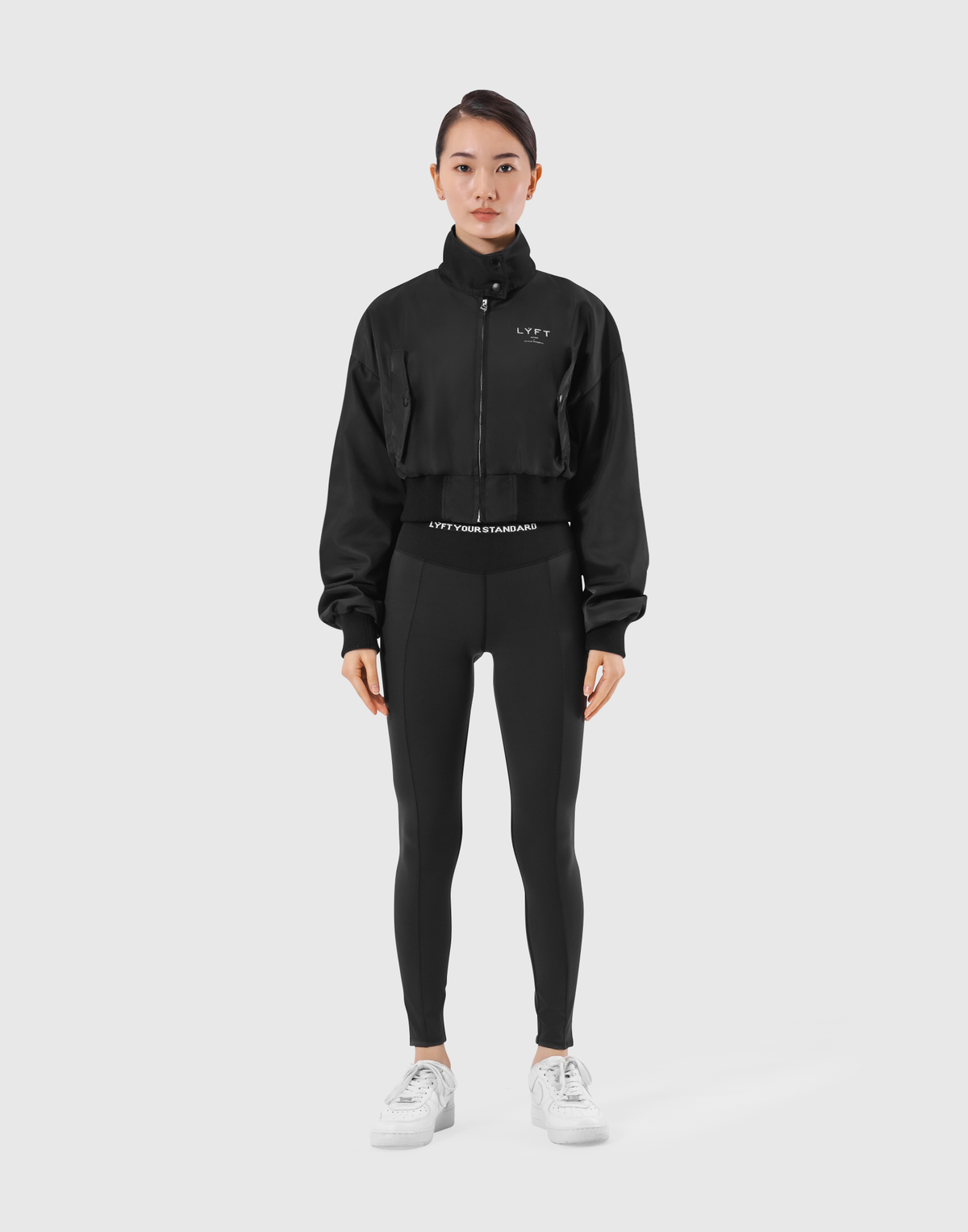 LYFT クロップドジャケット ブラック Cropped Light Bomber Jacket - Black – LÝFT