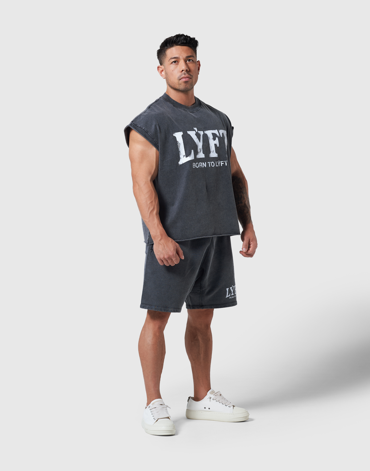 LÝFT Cut-Off Vintage Box Tanktop - Black