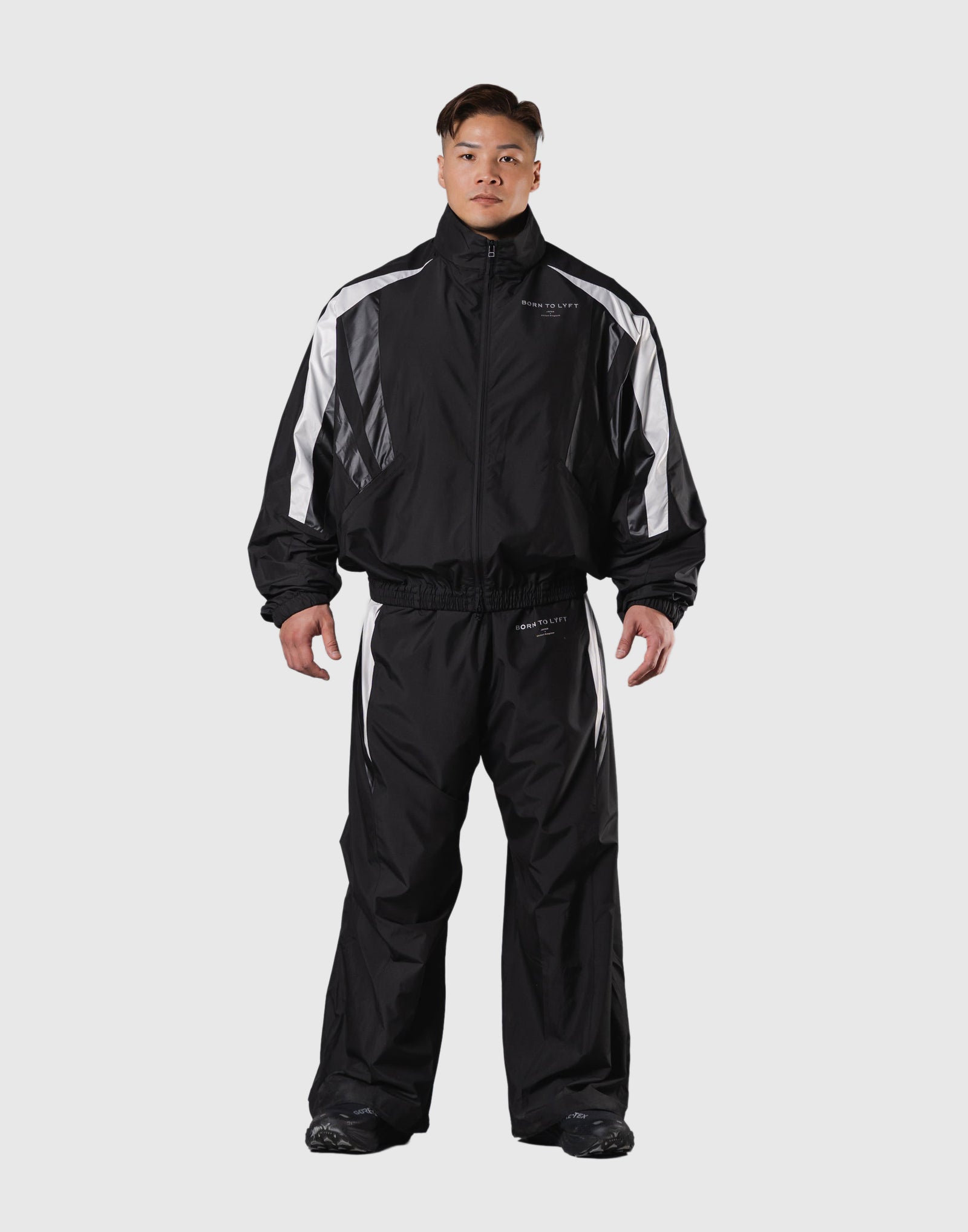 2Line Oversize Track Jacket V.3 - Black – LÝFT