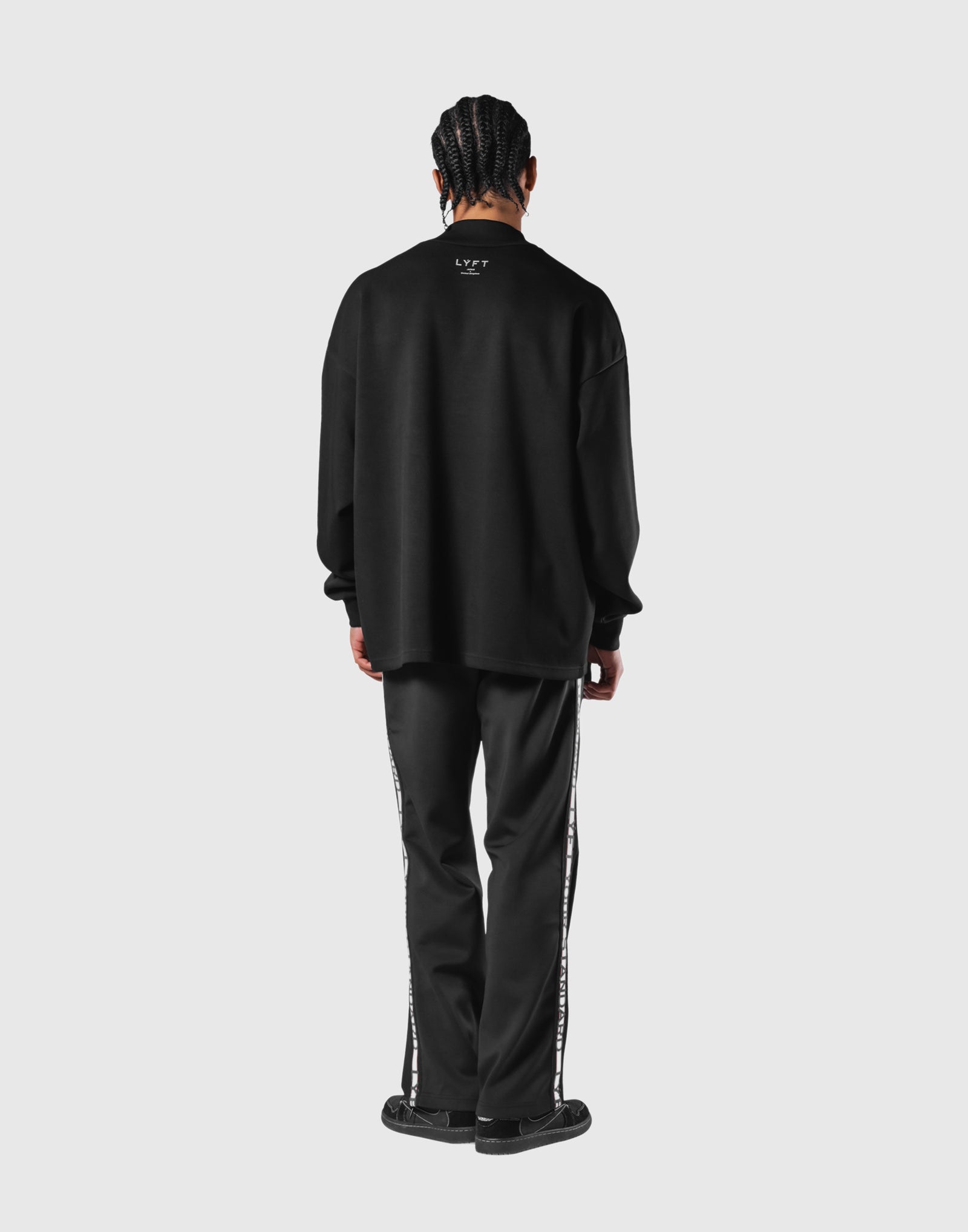 Oversize Mock Neck Pullover - Black – LÝFT