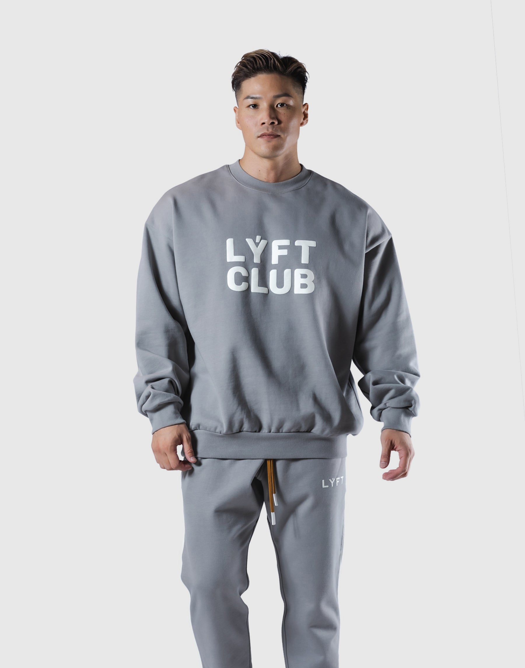 LYFT グレー クルーネック スウェット LÝFT CLUB Crewneck Sweat - Grey