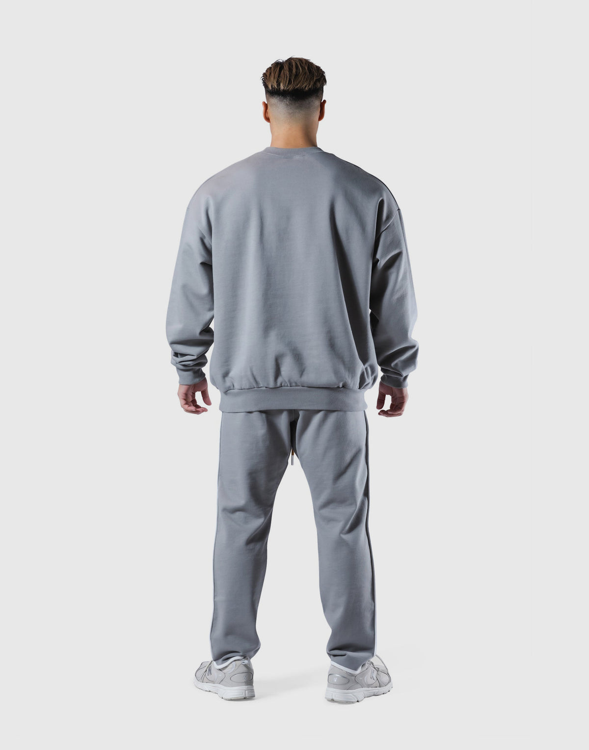 LÝFT CLUB Crewneck Sweat - Grey