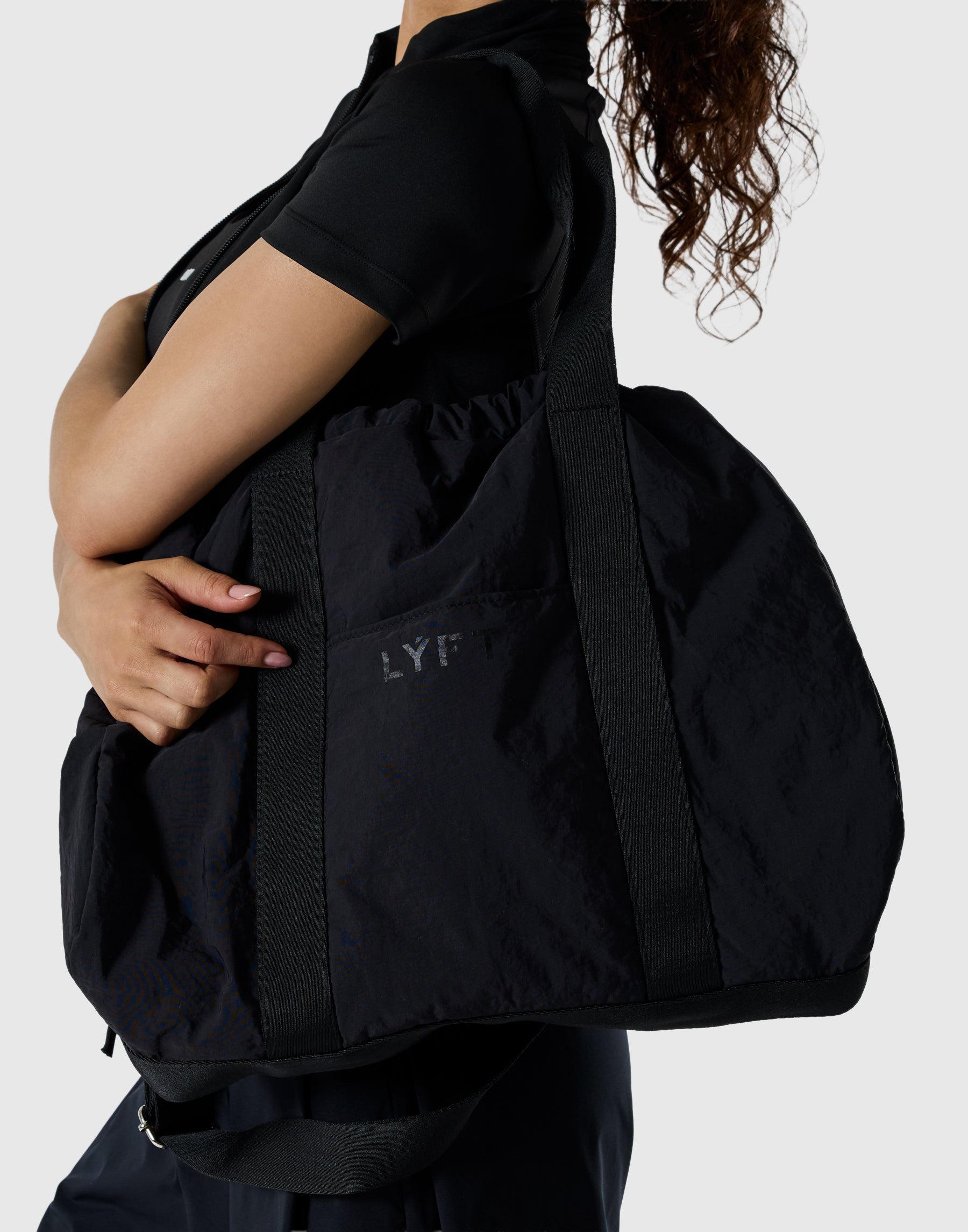 2Way Duffle Bag - Black – LÝFT