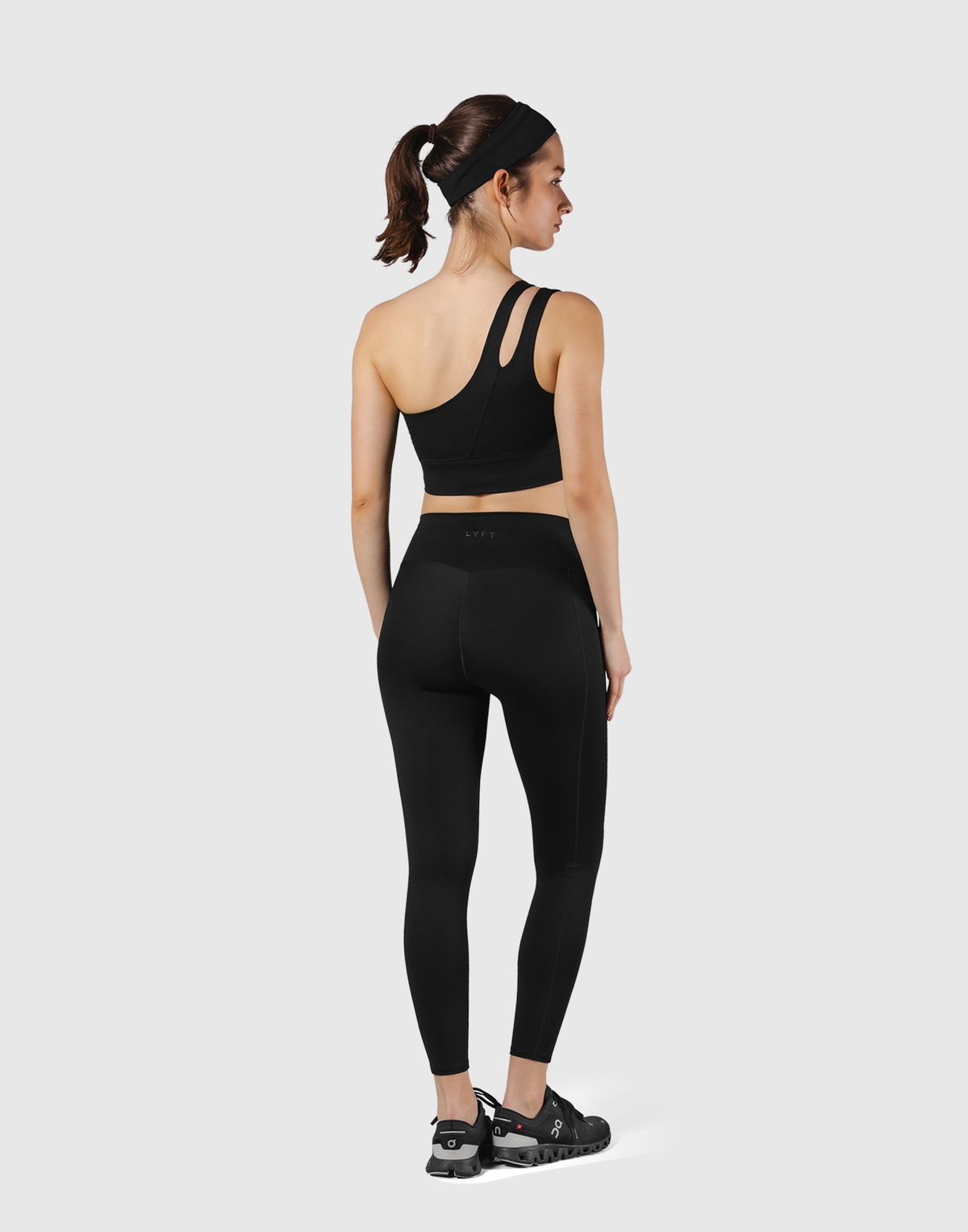 Cutout One Shoulder Bratop - Black