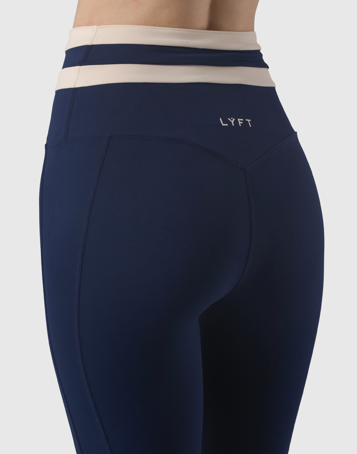 Waist Border Pattern Leggings - Navy