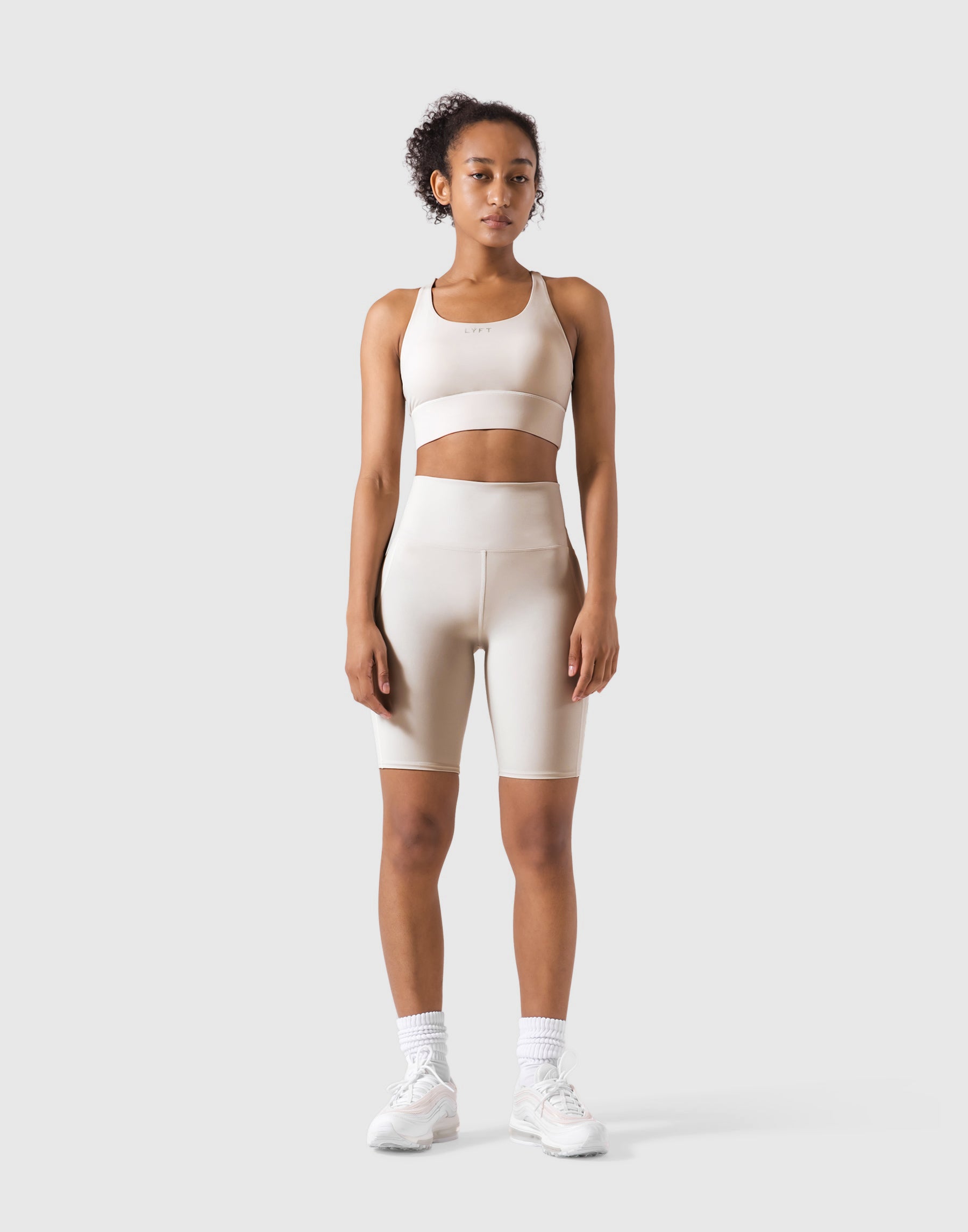 Lyftインナー付ショートパンツ LÝFT Standard Biker Shorts - Ivory