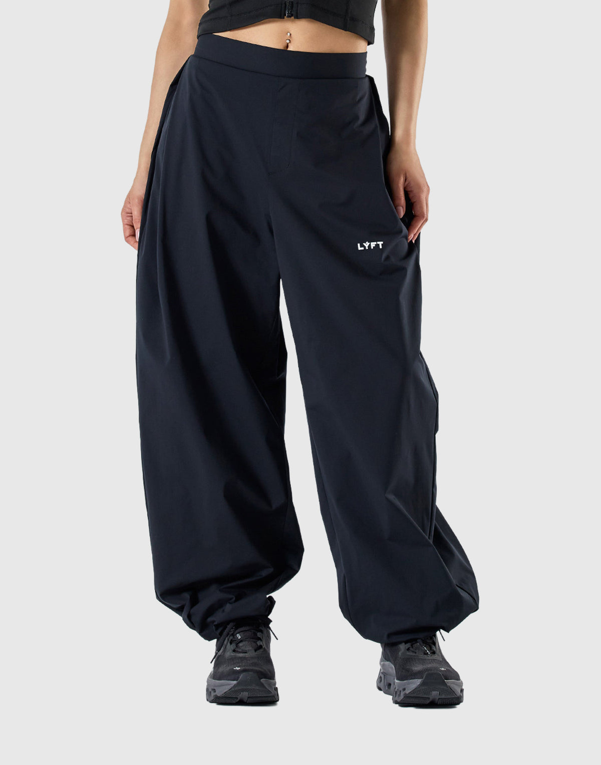 Side Truck Curve Pants - Black