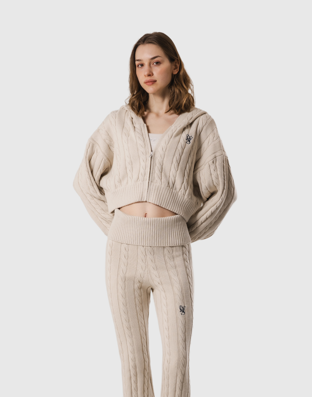Cropped Cable Knit Hoodie - Ivory