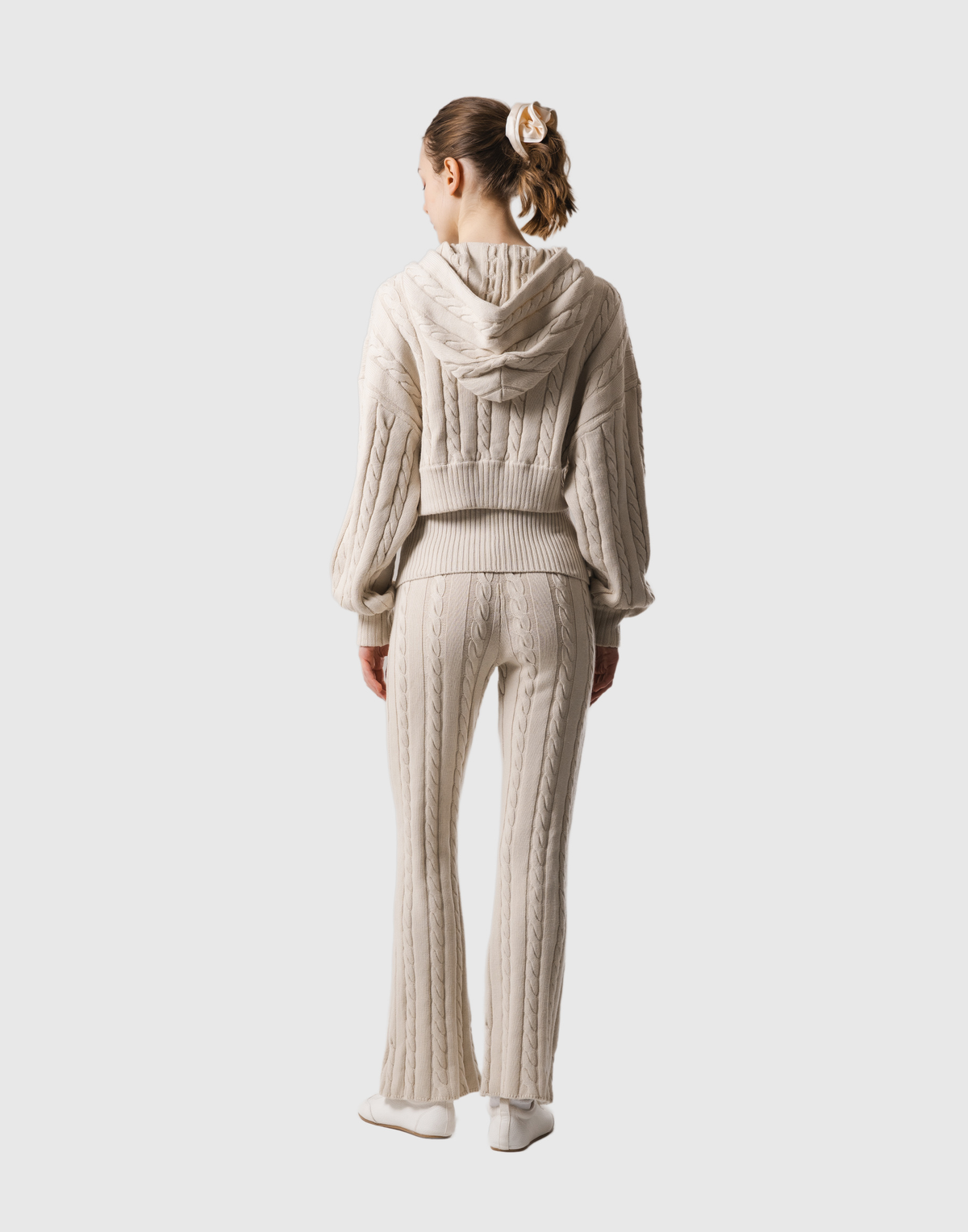 Cropped Cable Knit Hoodie - Ivory