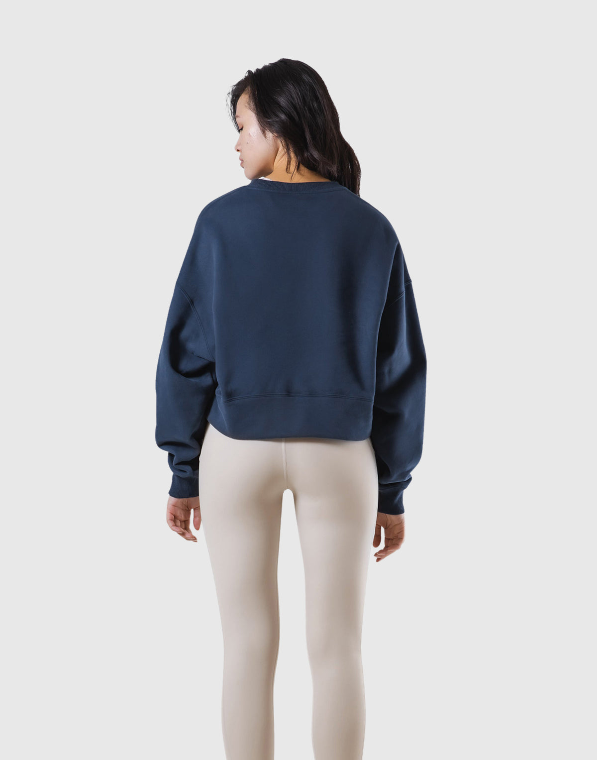 Woven Label Cropped Crewneck Sweat - Navy