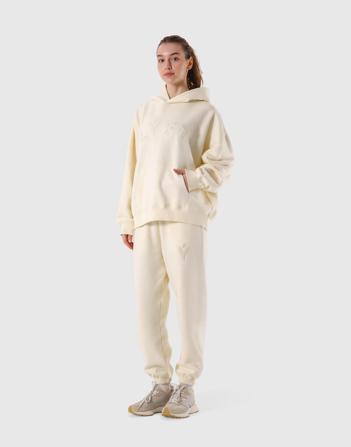 Pile Wappen Sweat Hoodie - Ivory