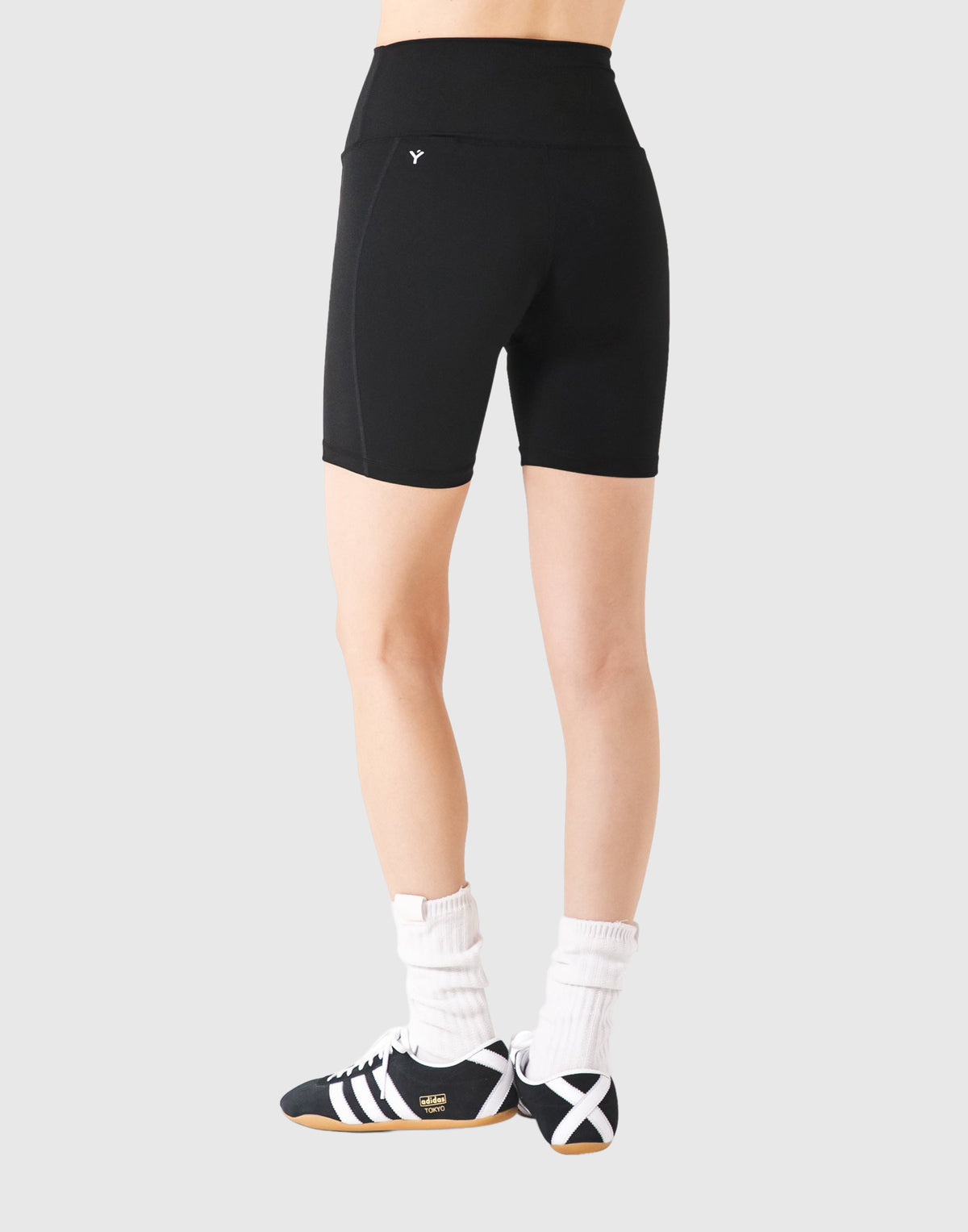 LÝFT Standard Short Leggings V.2 - Black