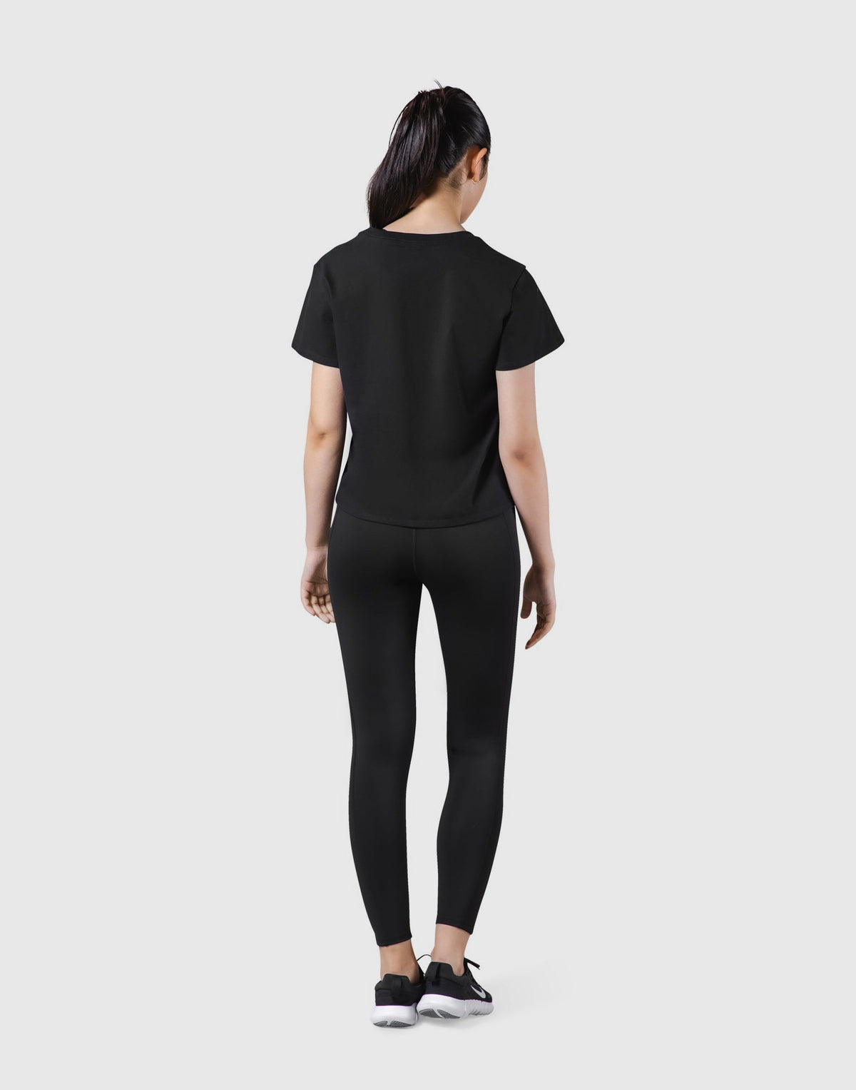 LÝFT Standard T-Shirt - Black