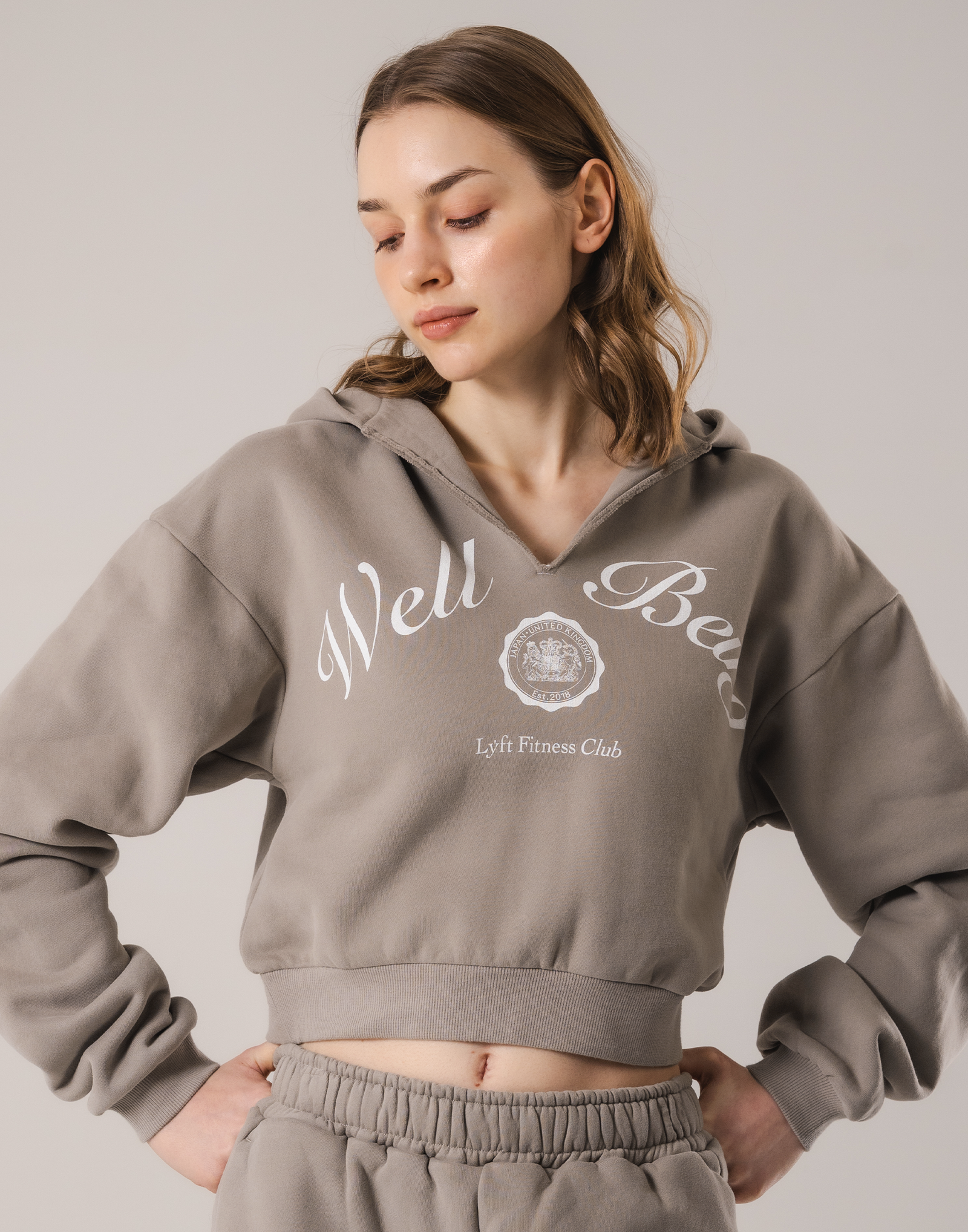 Front-Cut Cropped Hoodie - Beige – LÝFT