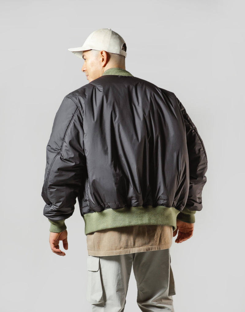 LÝFT LOGO PATCH MA-1 JACKET - OLIVE着丈63