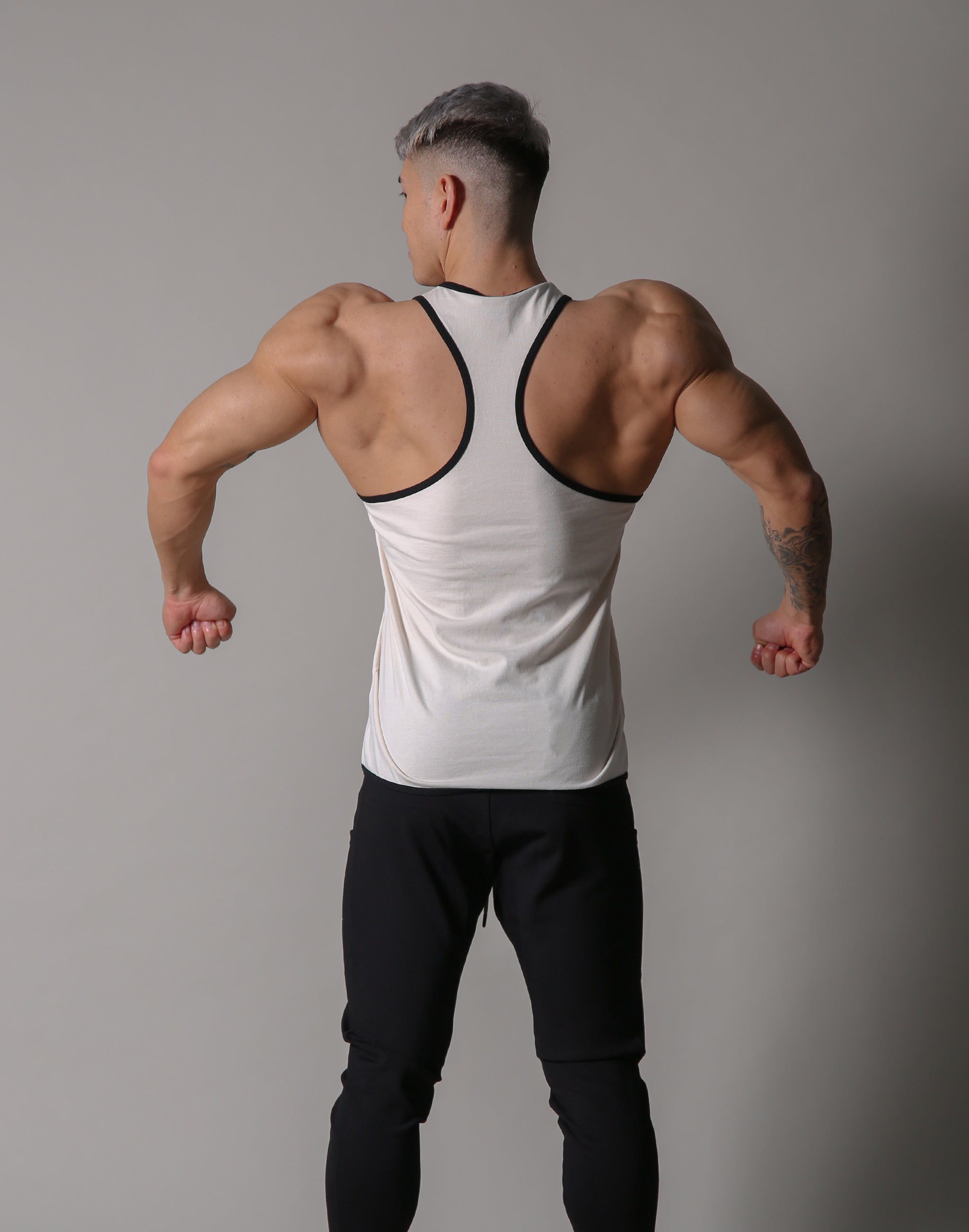 BORN TO LÝFT Loose Tanktop - White