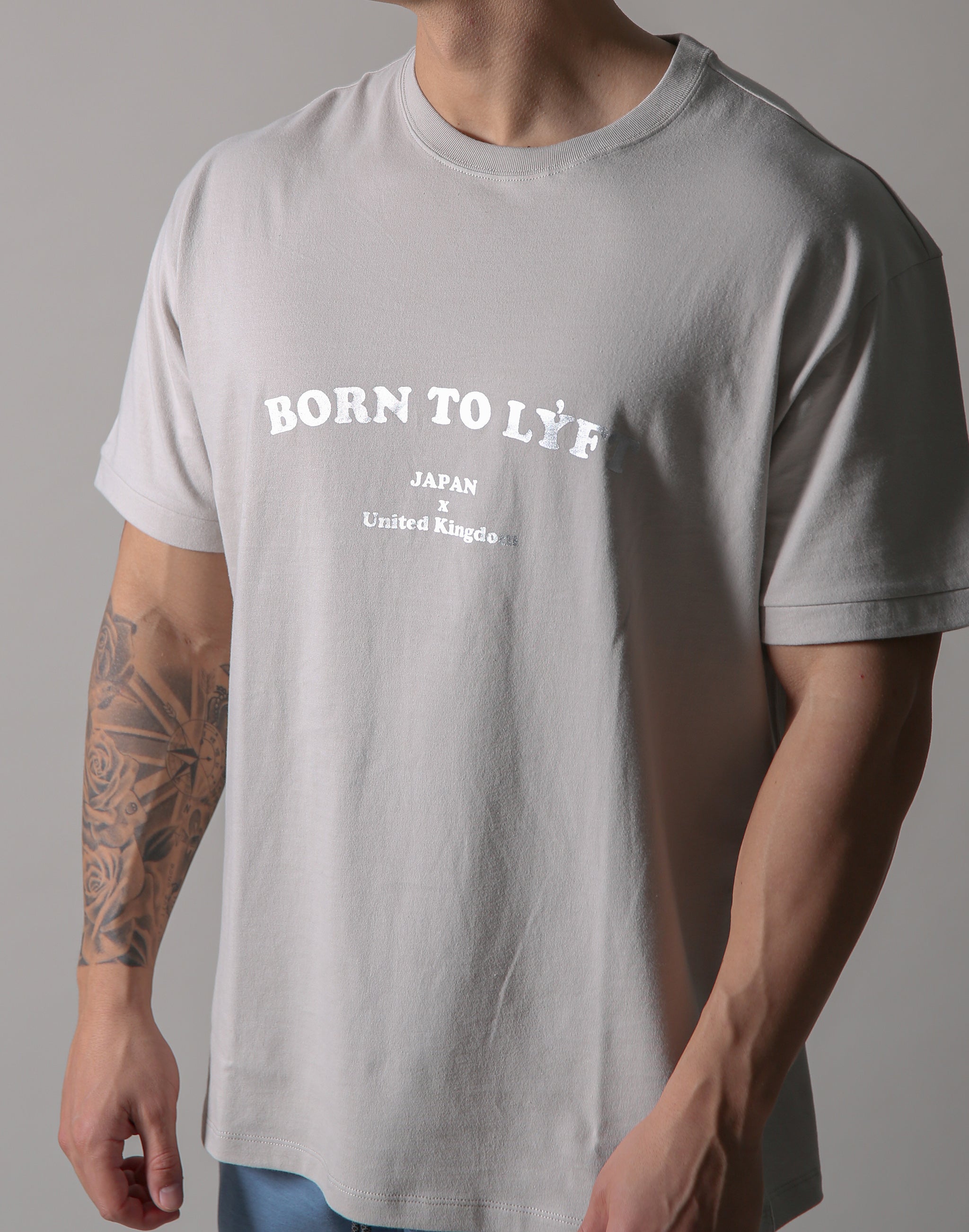 入手困難 激レア LYFT BORN TO LYFT BORN TO LÝFT Big T-SHIRT - Grey
