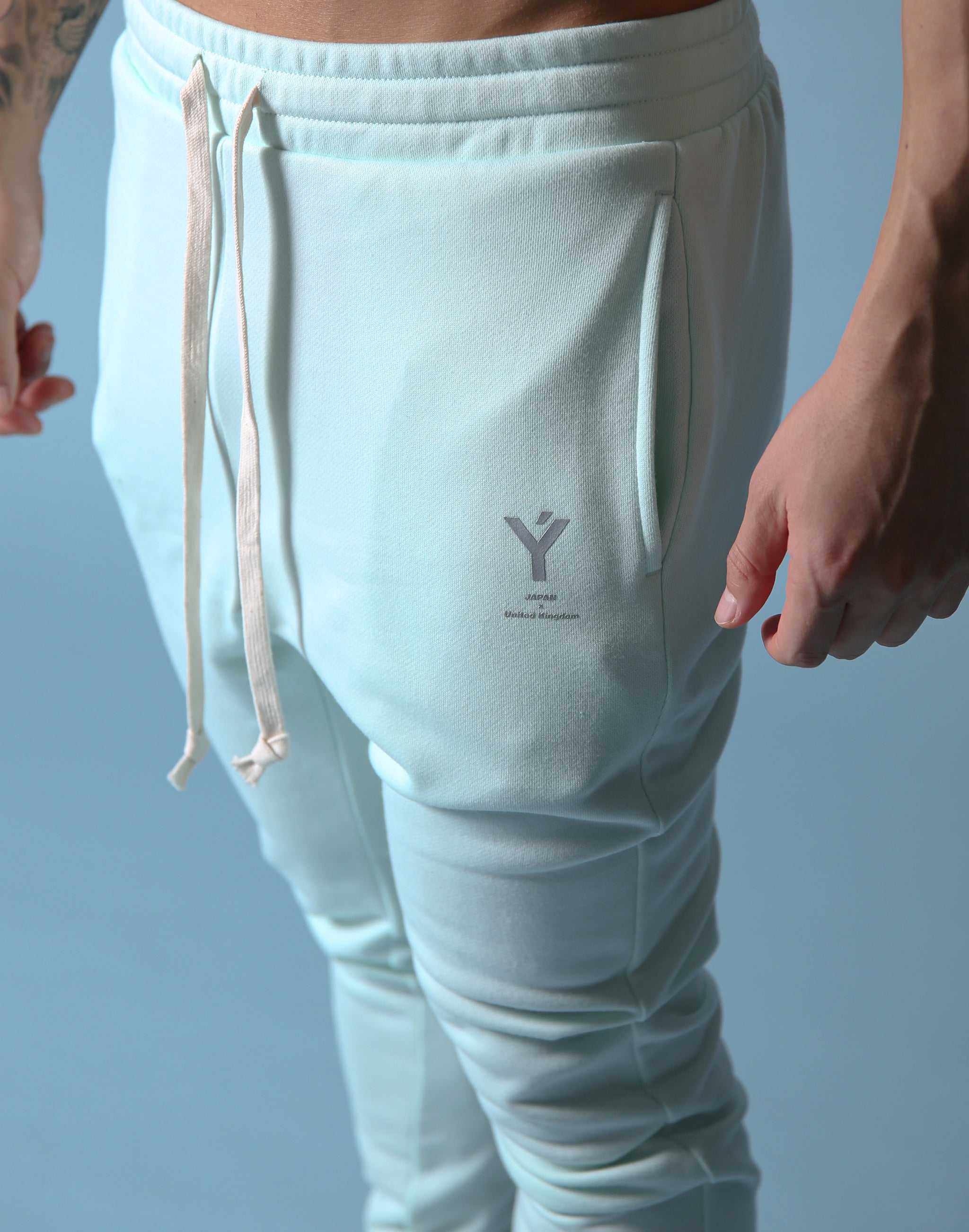 lyft トラックパンツ グリーン Sweat Pants Born to LYFT - Mint green – LÝFT