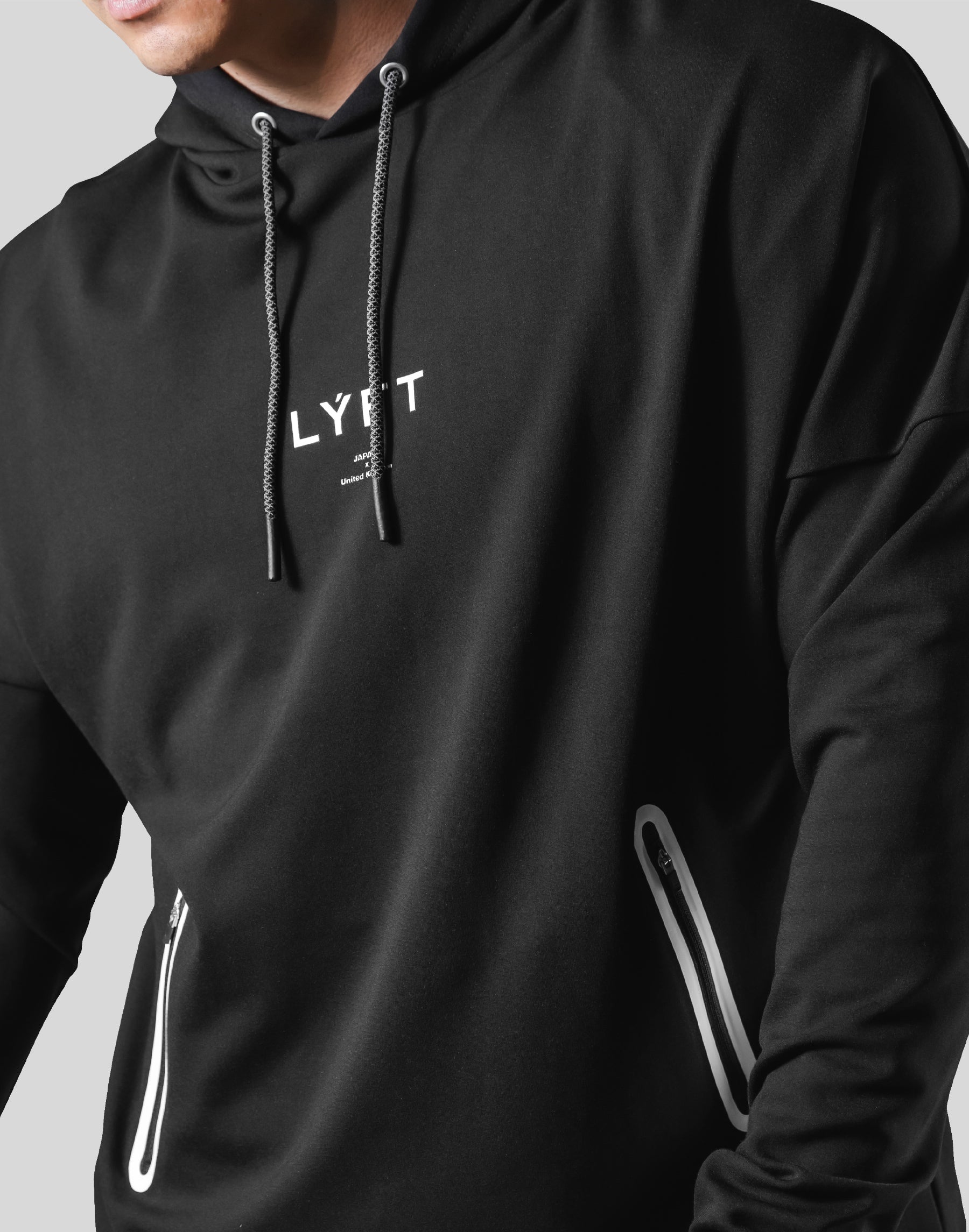 パーカー LYFT 2 WAY STRETCH UTILITY PULLOVER 2Way Stretch Utility Pullover Hoodie 2 - Black – LÝFT