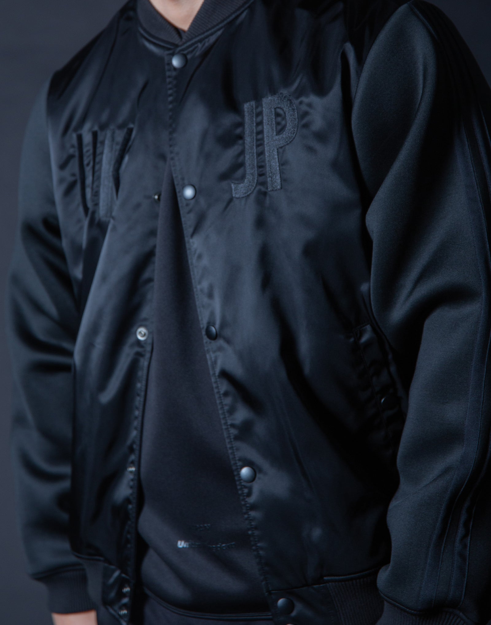LYFT-リフト【トレーニングウェア】- LÝFT Arm Stretch Bomber jacket