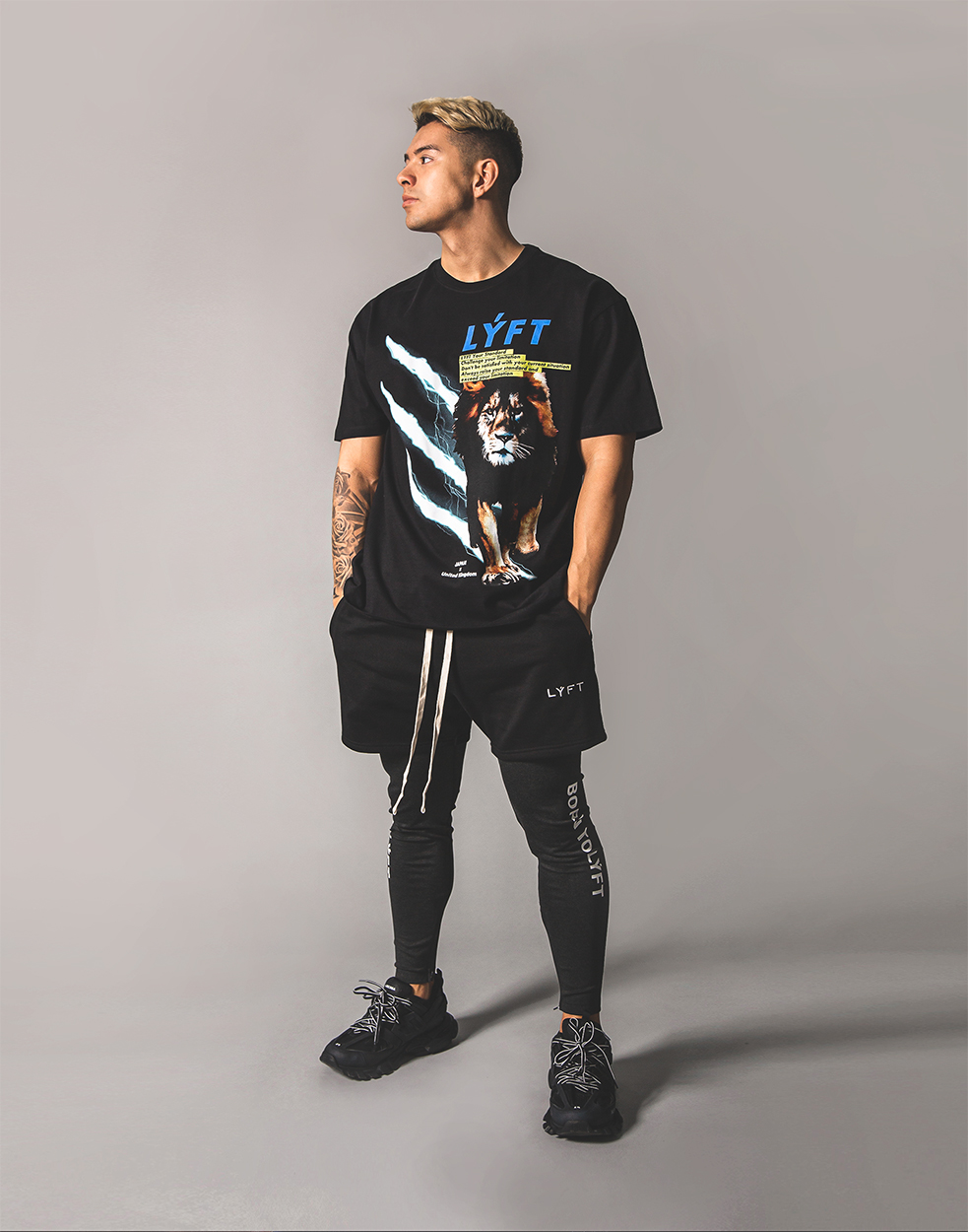 LÝFT Graphic Printed LION T-Shirt - Black