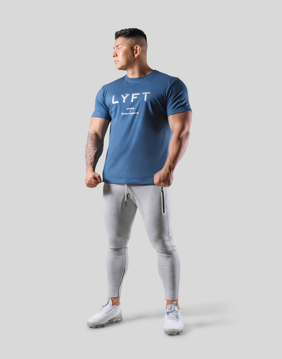 LÝFT  Standard T-Shirt - L.Navy