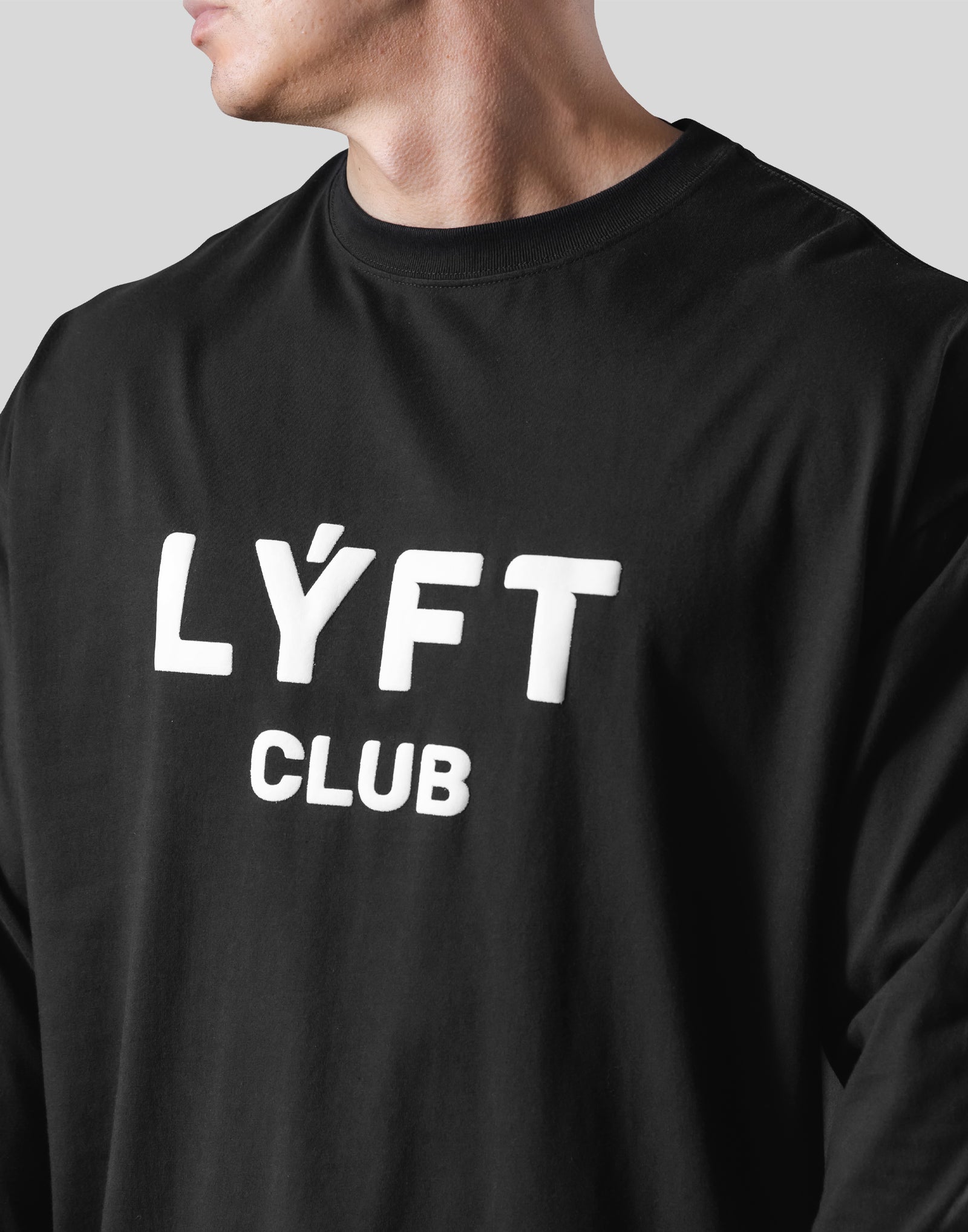 LÝFT CLUB Long T-Shirt - Black