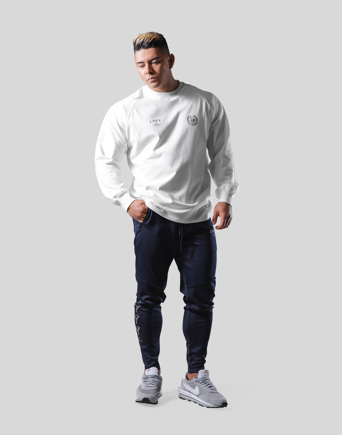 Emblem Raglan Long T-Shirt - White