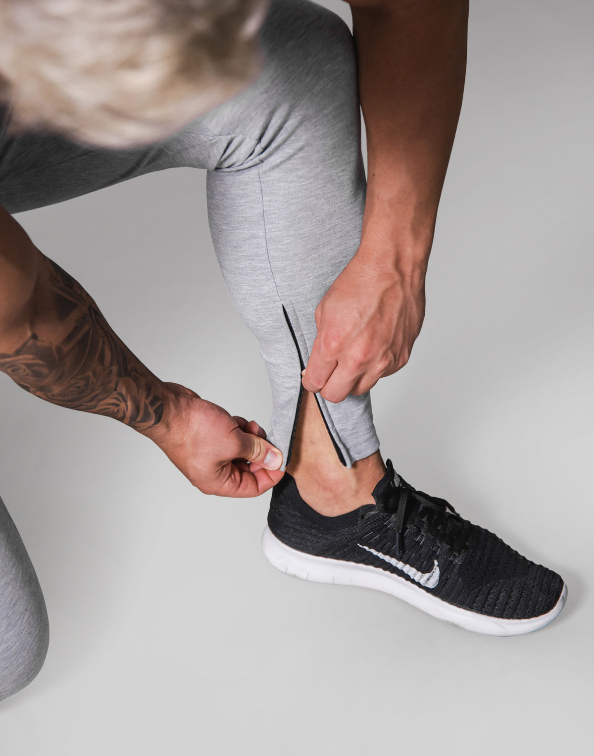 LÝFT Stripe Pants v2 - Grey