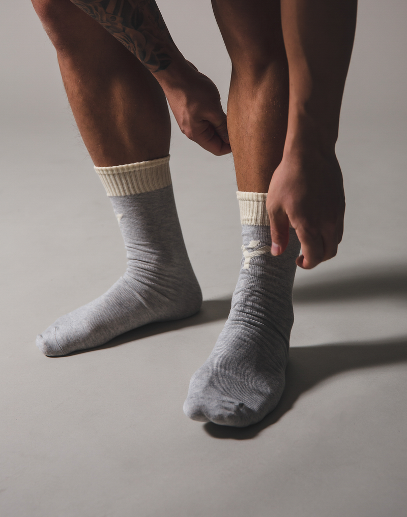 Ý Logo Socks - Grey