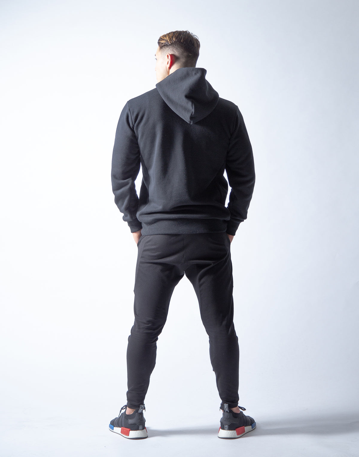 LÝFT Sweat Workout Pullover - Black