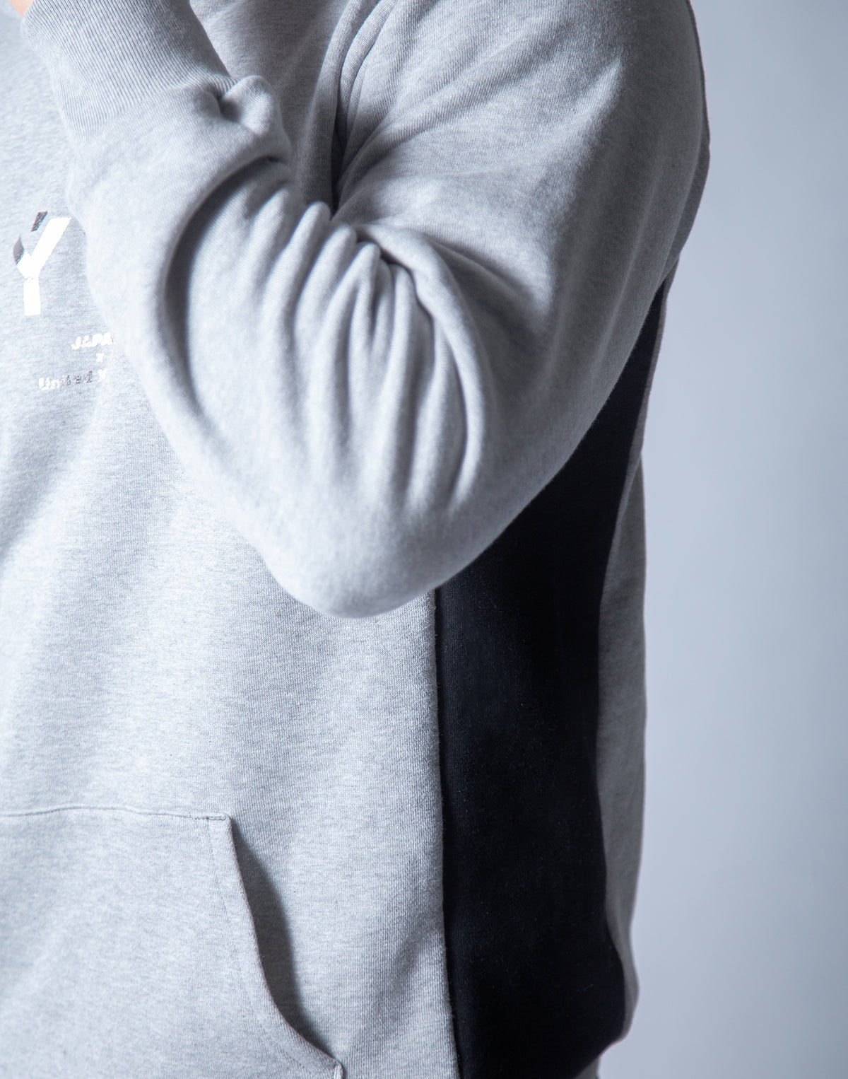 LÝFT Sweat Workout Pullover - Grey x Black