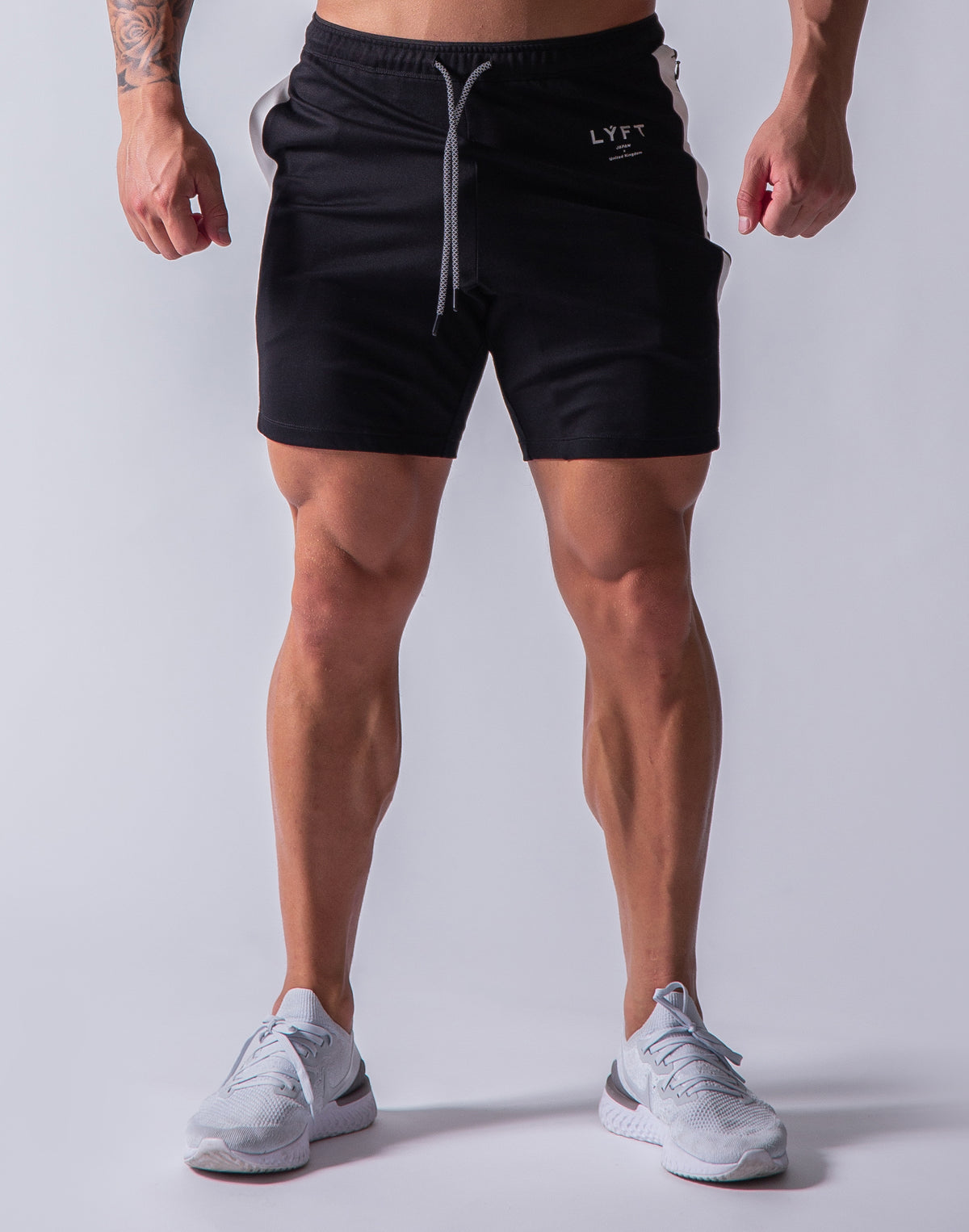 One Line Half Pants - Black