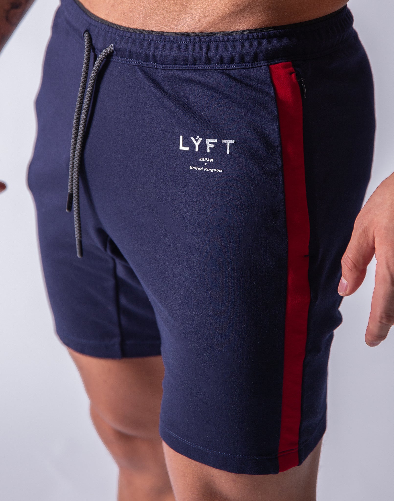 LYFT One Line Half Pants - Navy – LÝFT