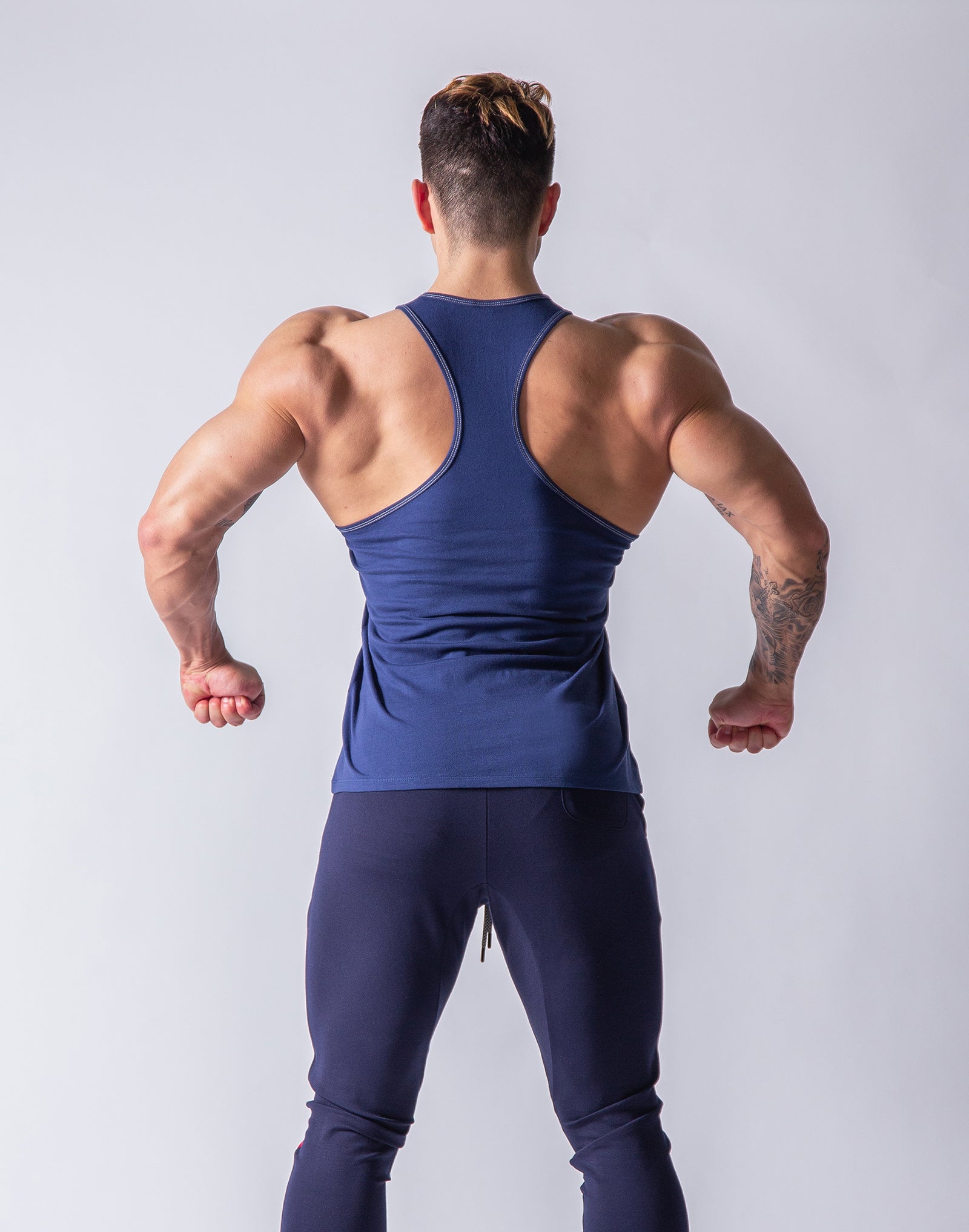 LYFT Basic Fit Tanktop - Navy – LÝFT