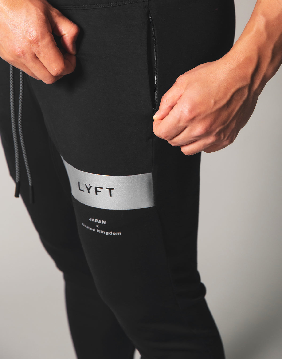 LÝFT 2Way Stretch Utility Pants ver.Silver Line - Black